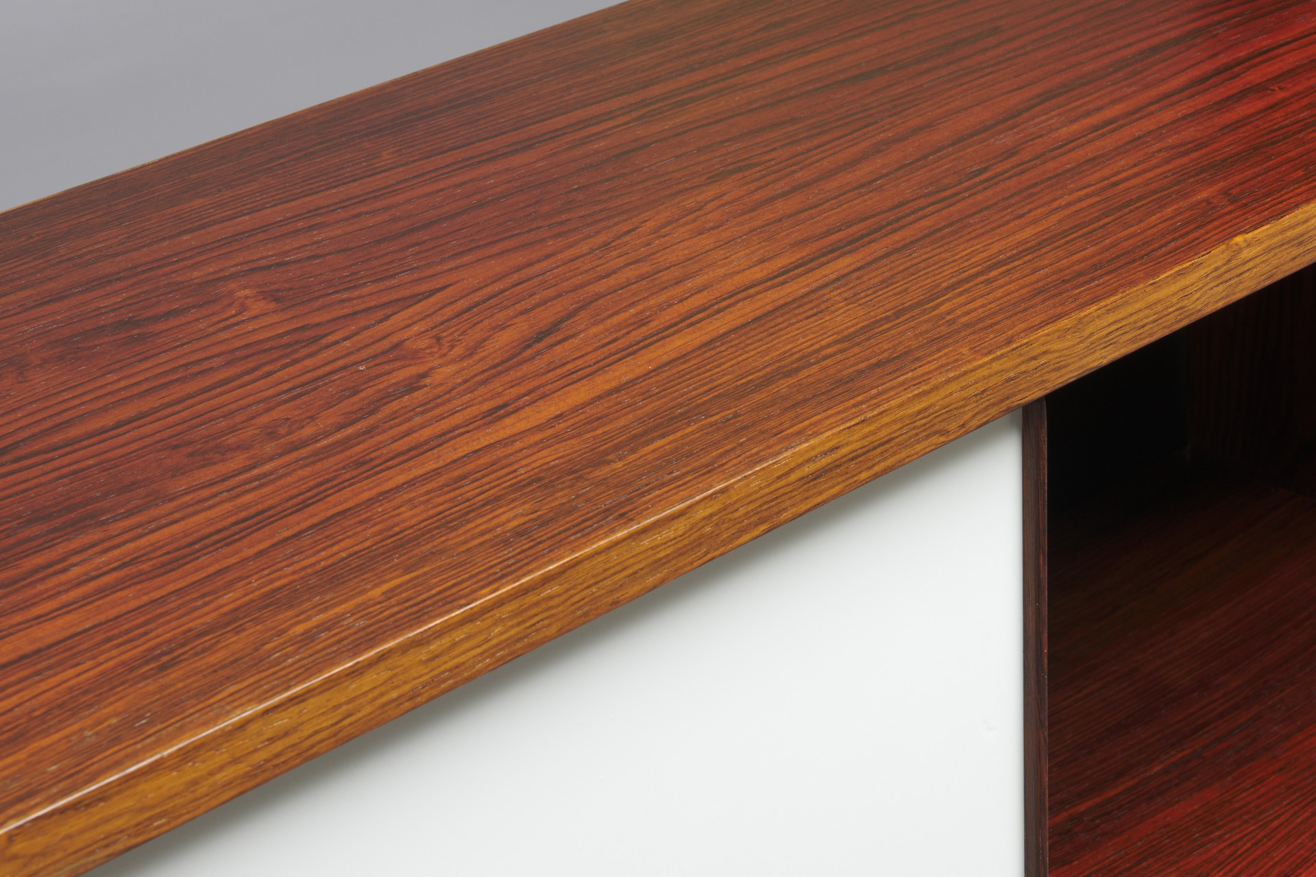 Modular 'Cantù' Bookshelf image 6