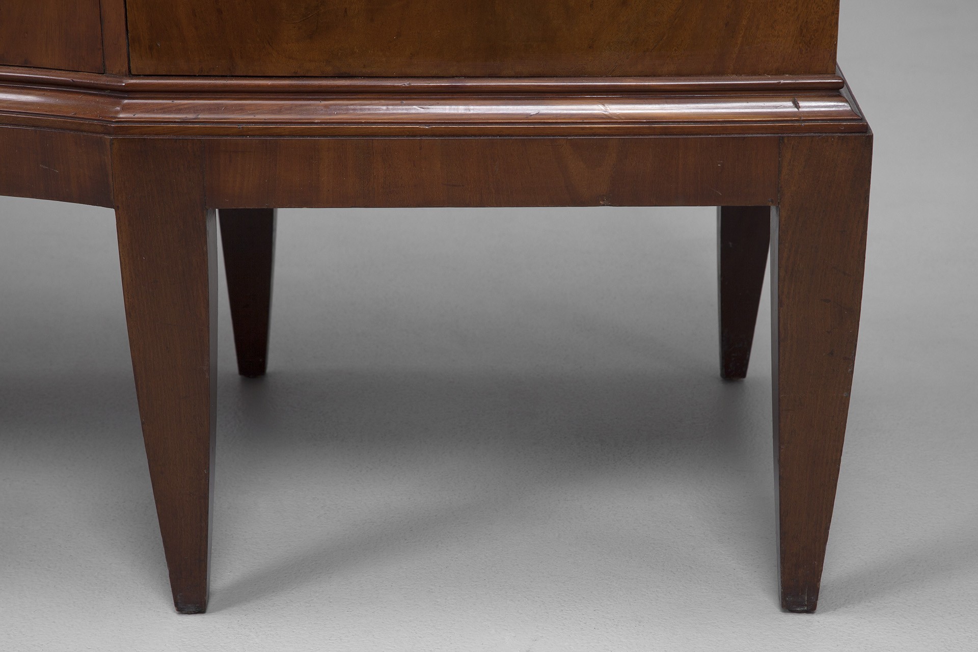 Sideboard image 6