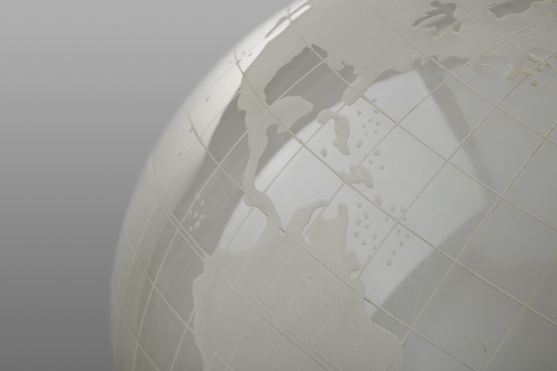 Illuminated Glass Globe image 4