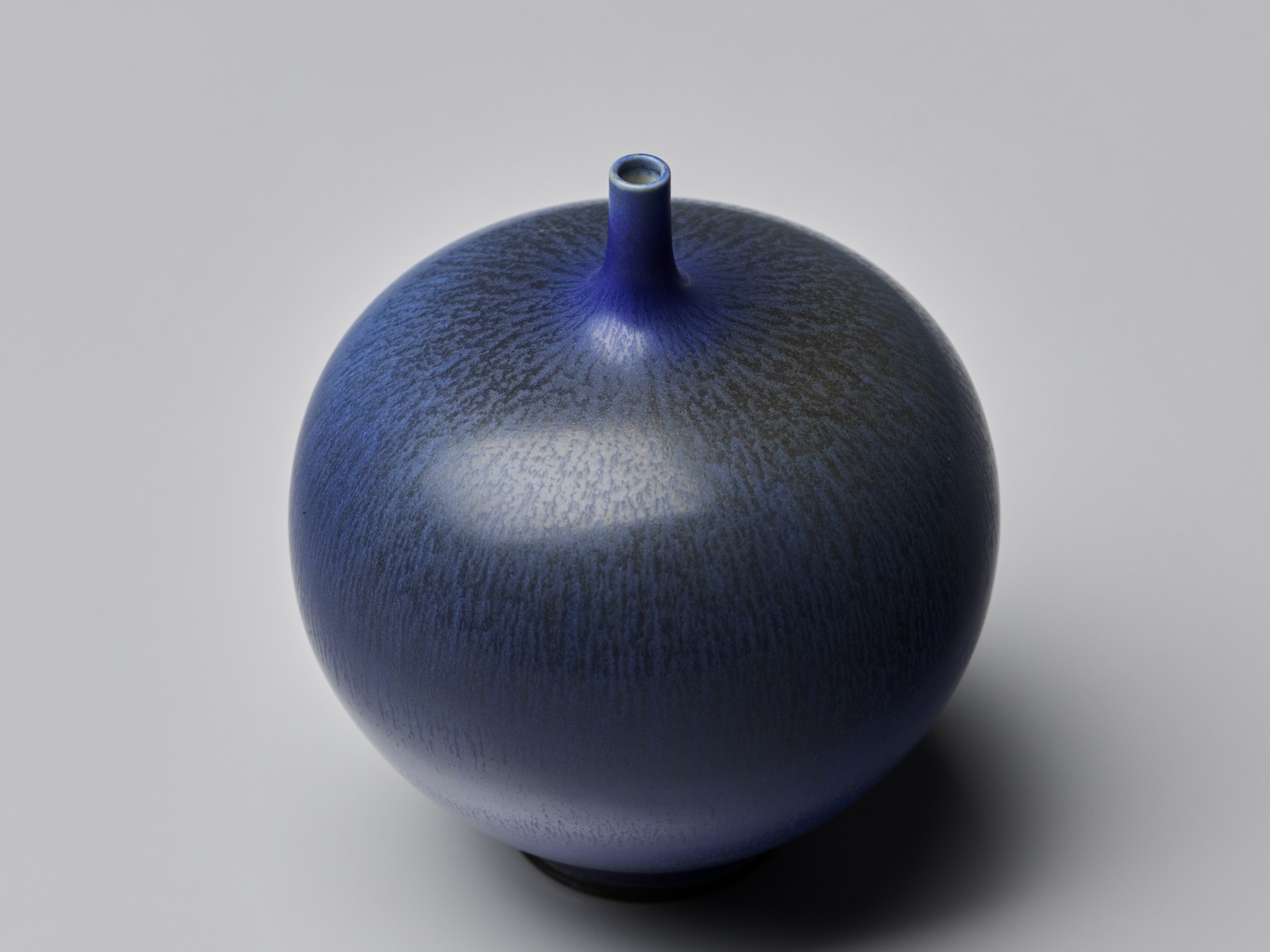 Vase image 5