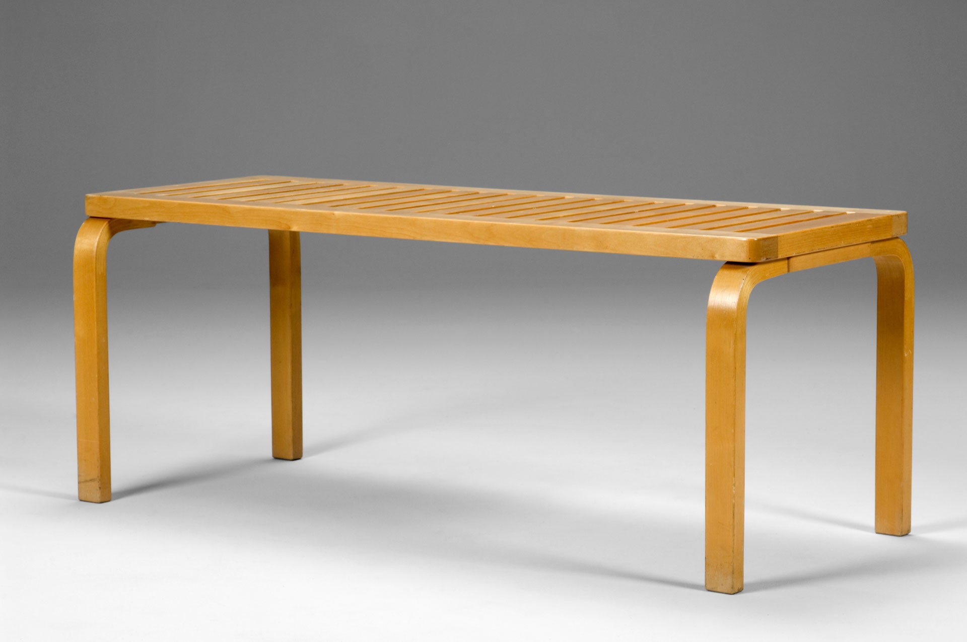Bench 153A image 2
