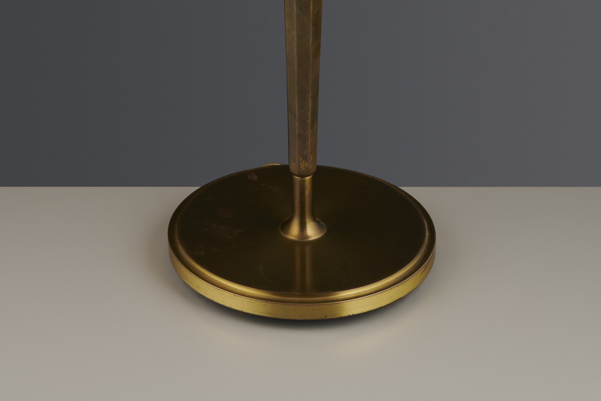 Table Lamp image 4