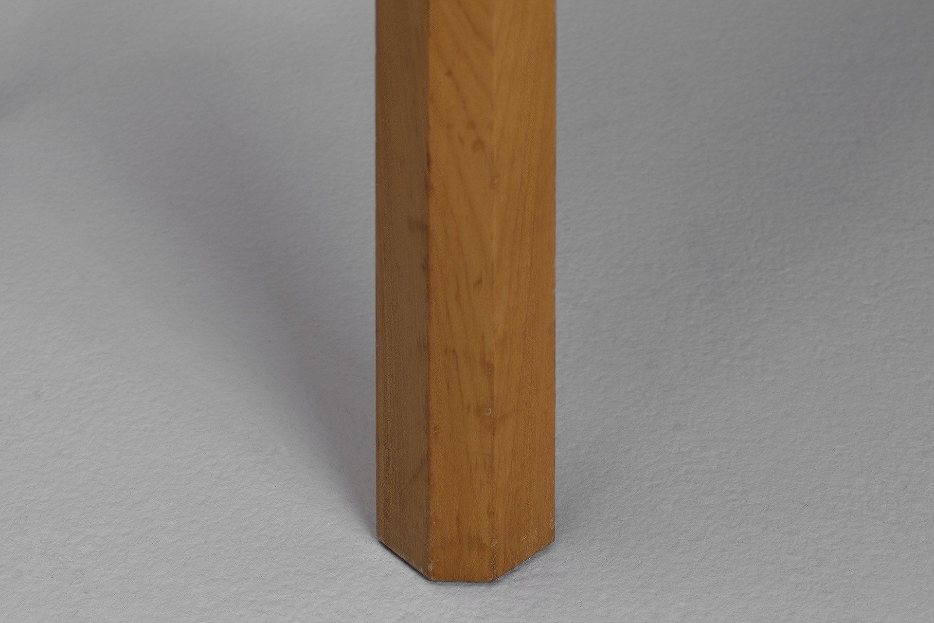 Cabinet image 9