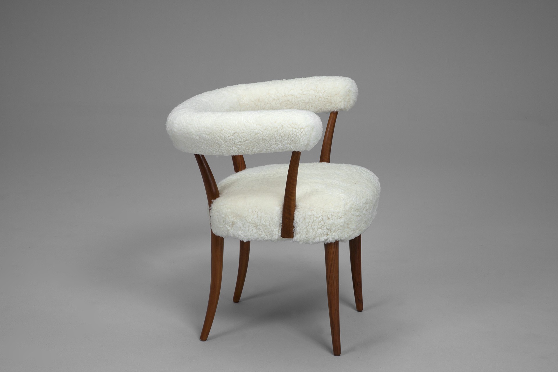 Chair image 2