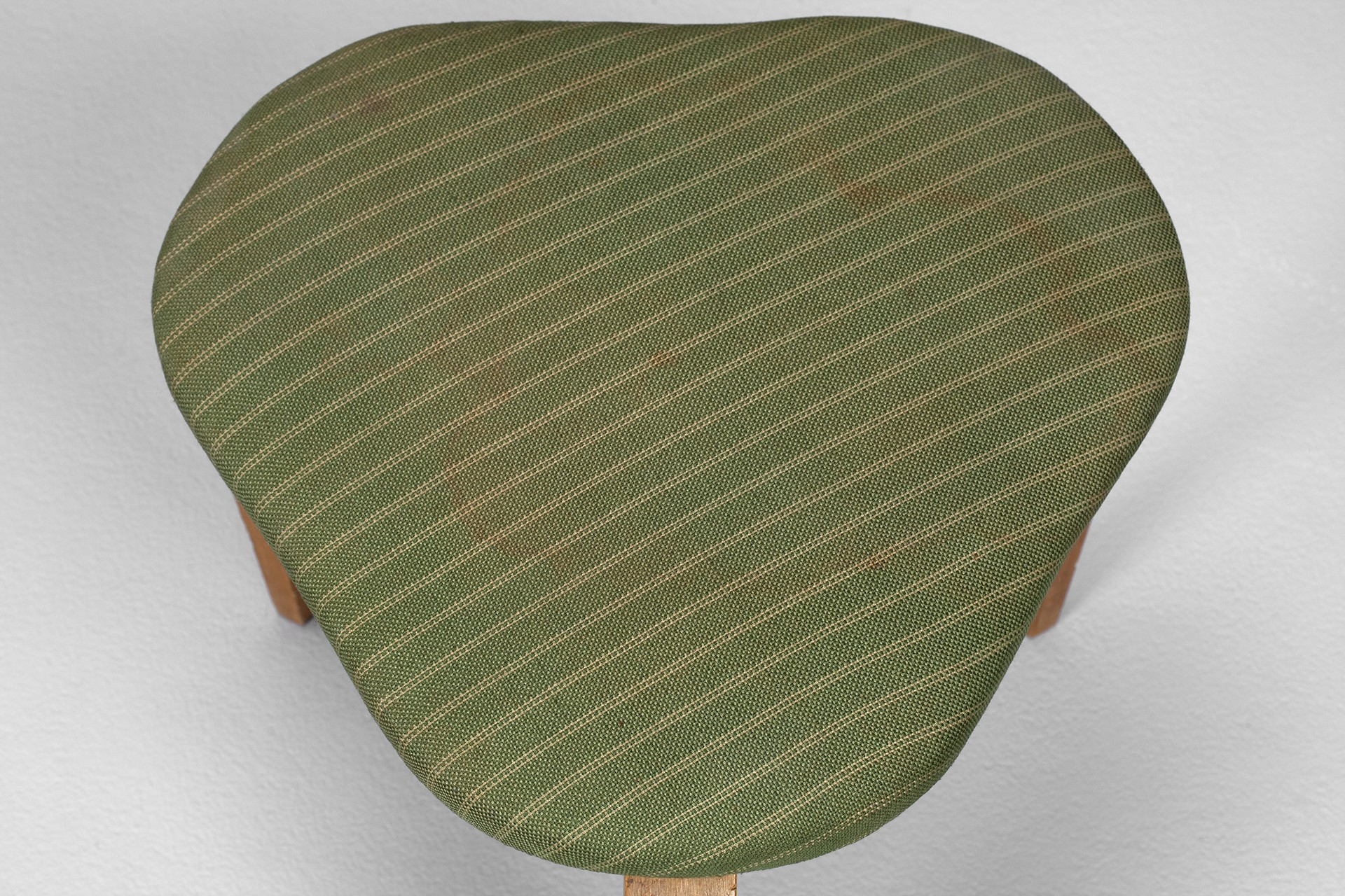 Stool image 5
