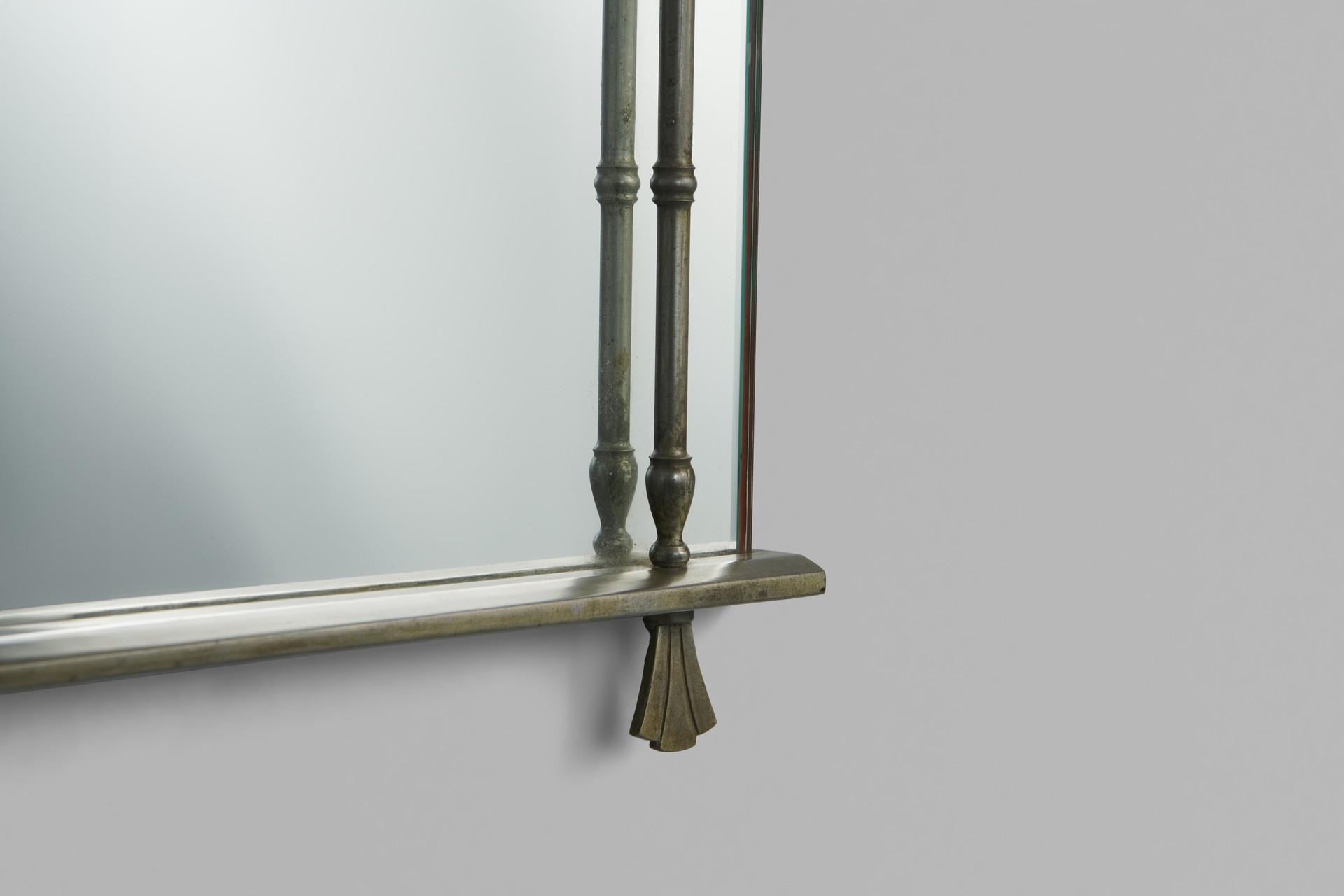 Mirror image 4