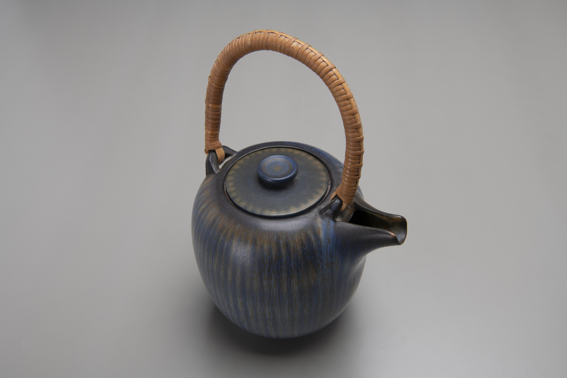 Teapot image 3