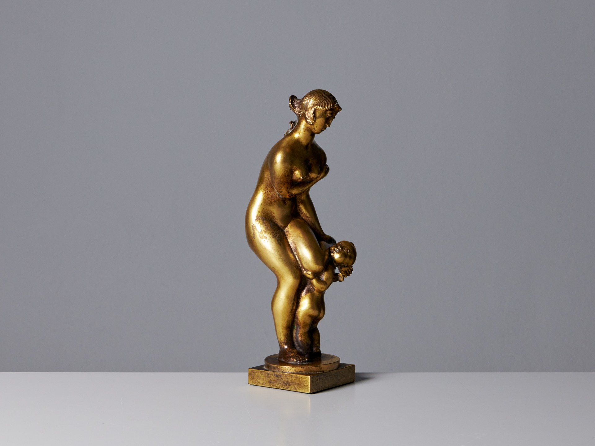 'Pige with Amorin' Sculpture image 6