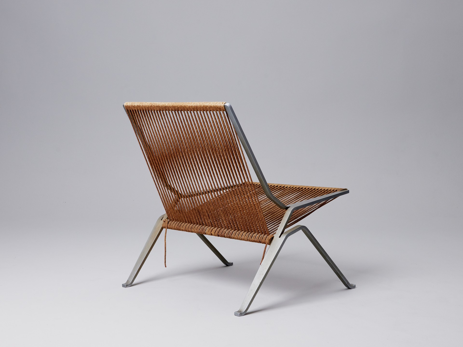 'PK-25' Lounge Chair image 4