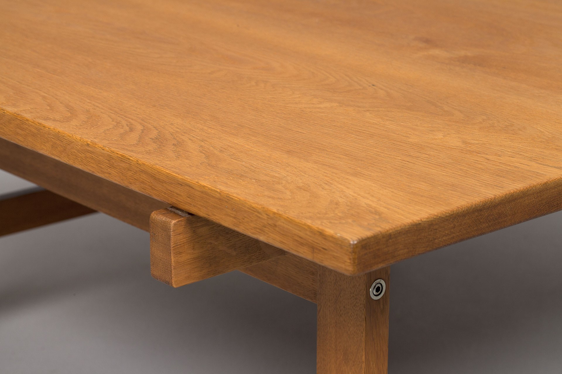 Square Table image 4