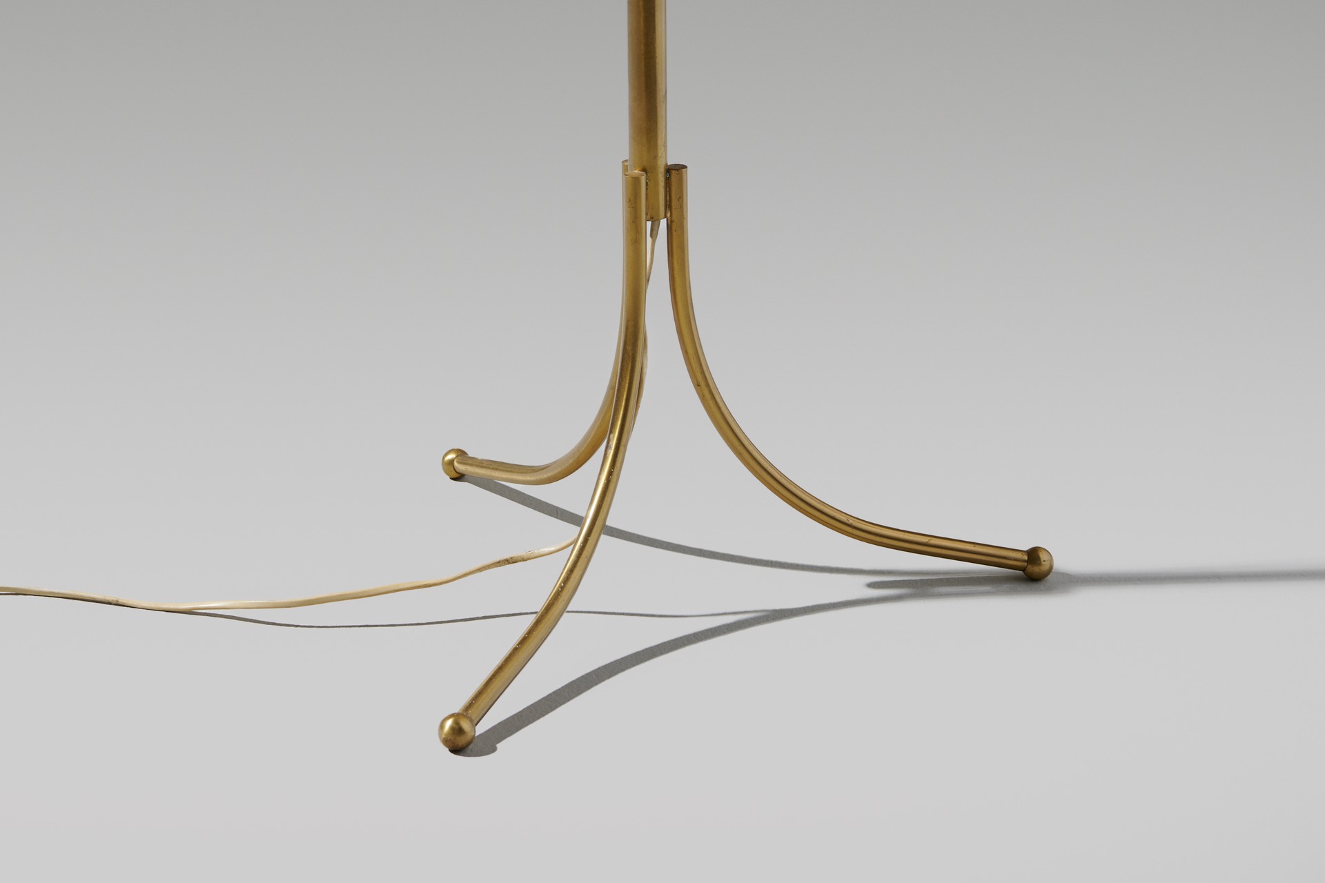 Adjustable Floor Lamp image 3