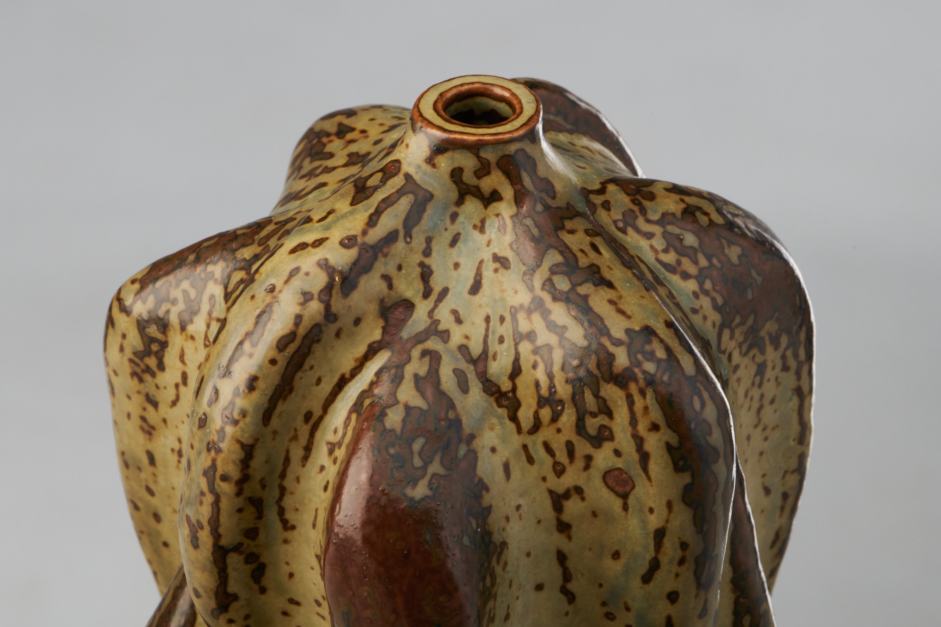 Vase image 4