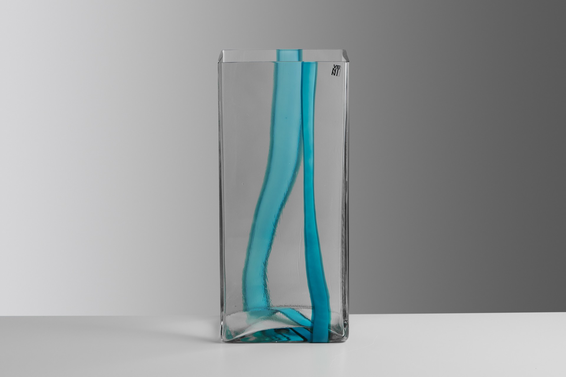Vase image 2