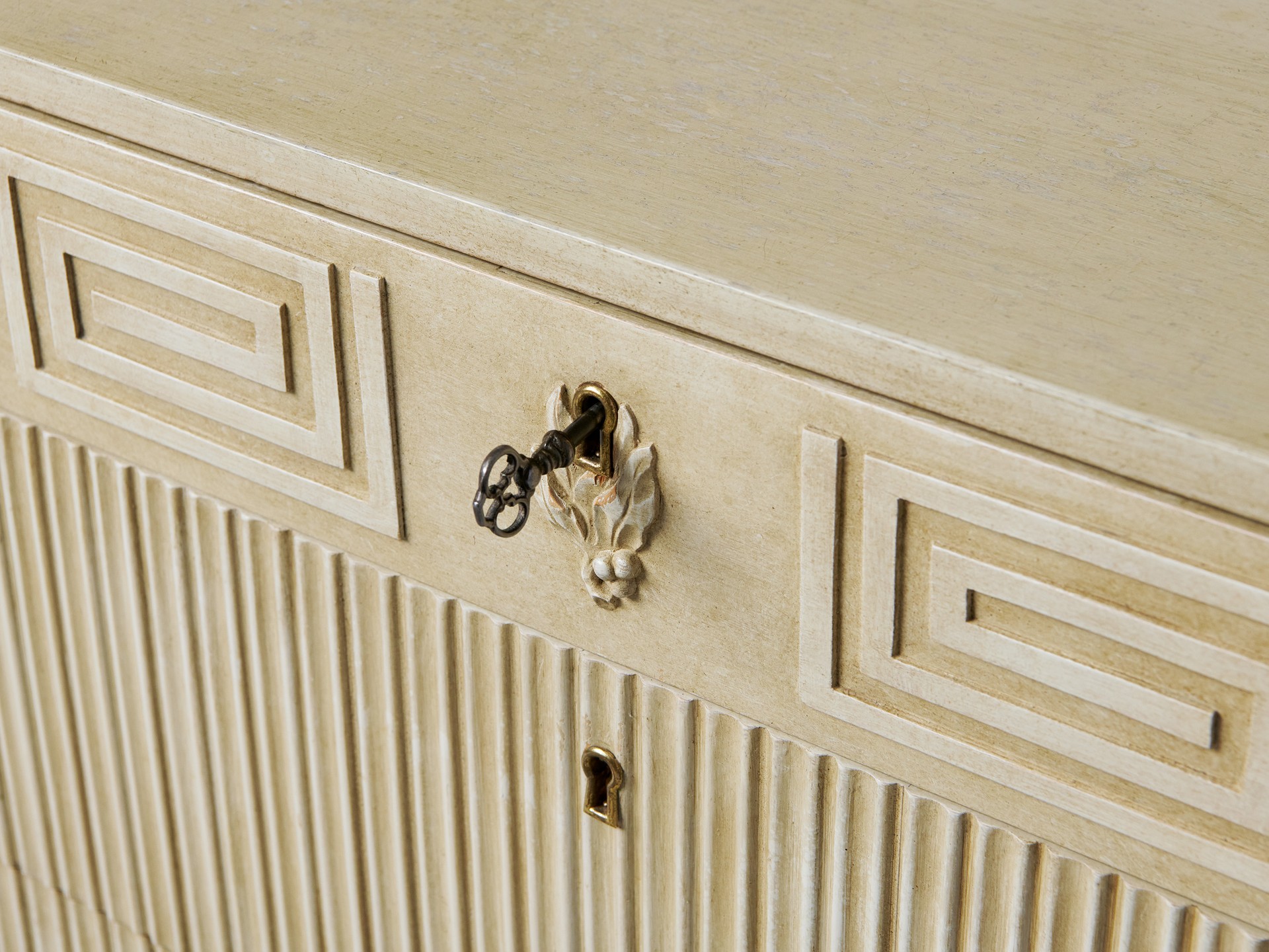 Chest of Drawers image 6