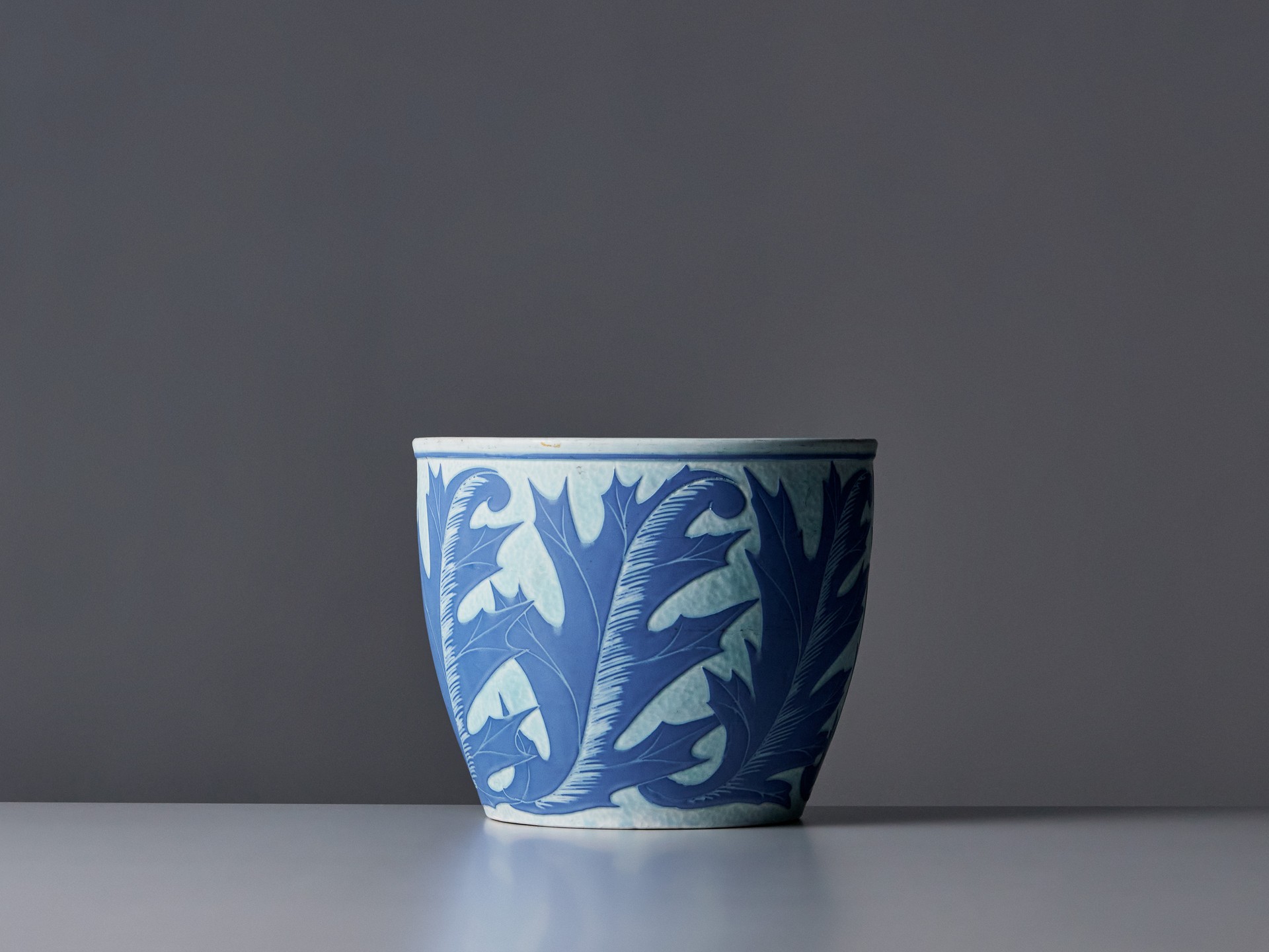 Vase image 3