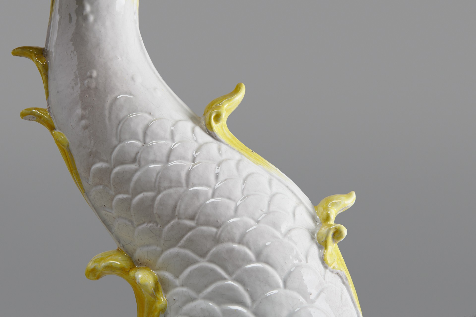 Faience Stand image 3
