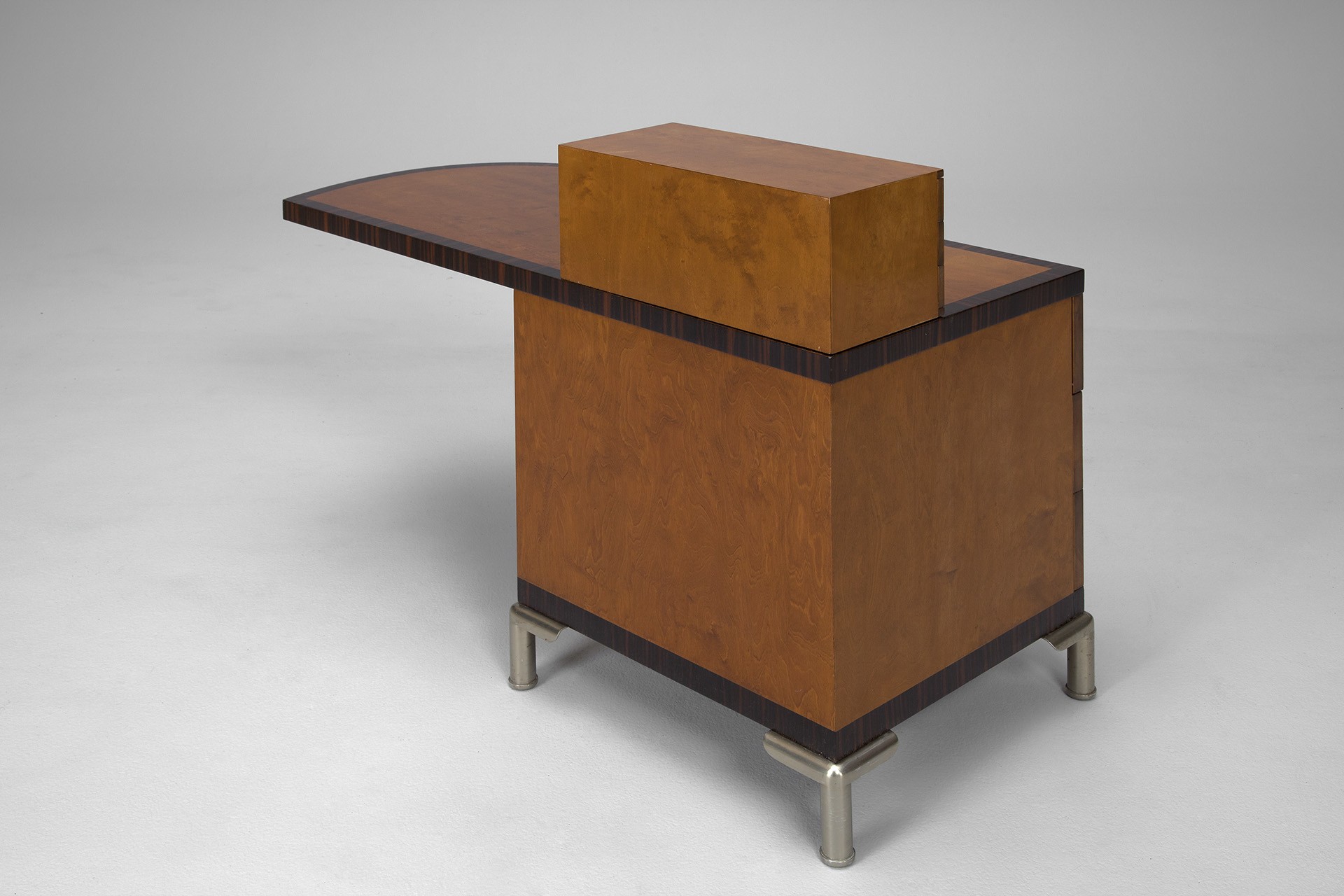 Bureau "Record" image 3