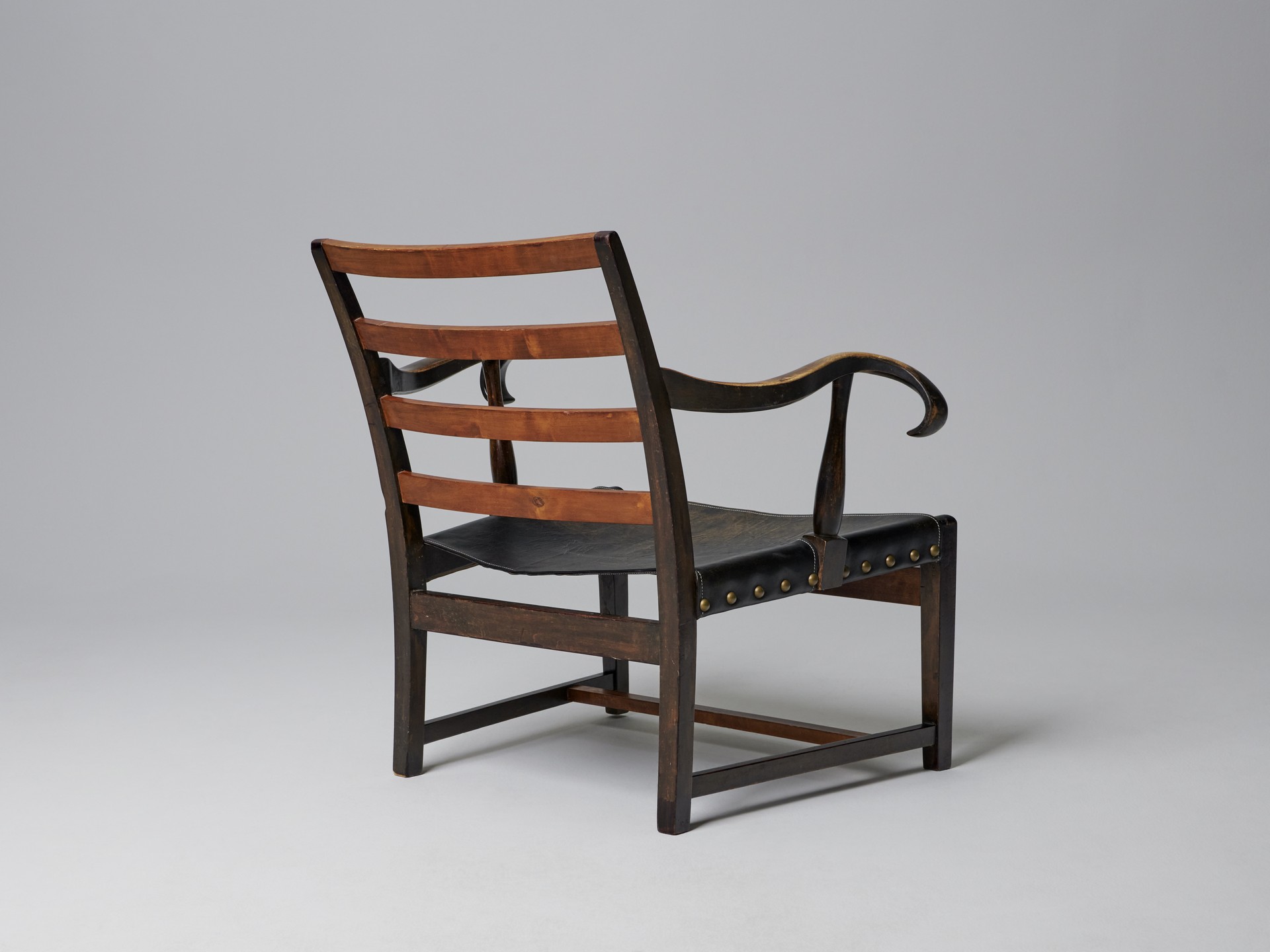 Chair image 3