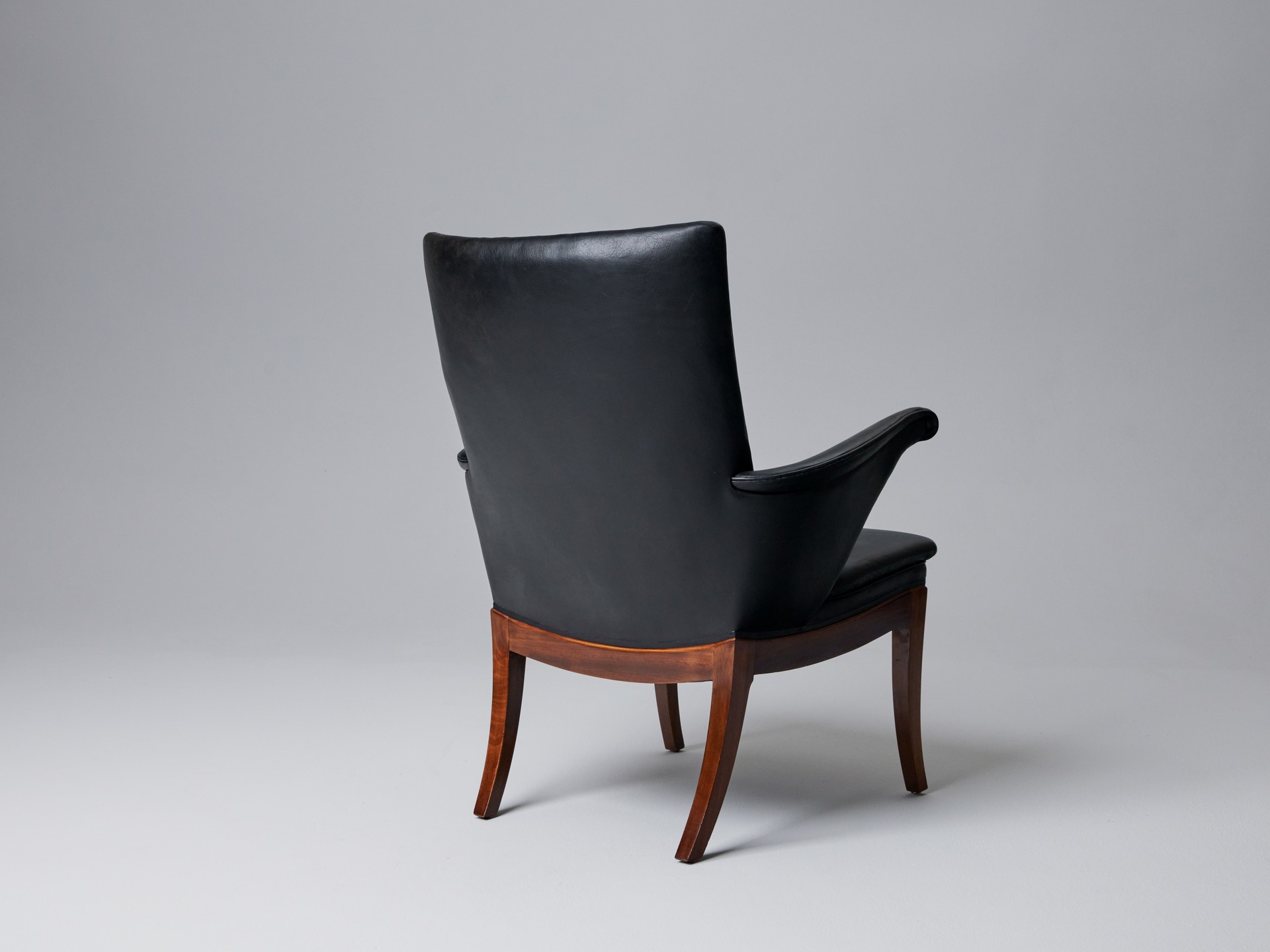 Armchair image 4