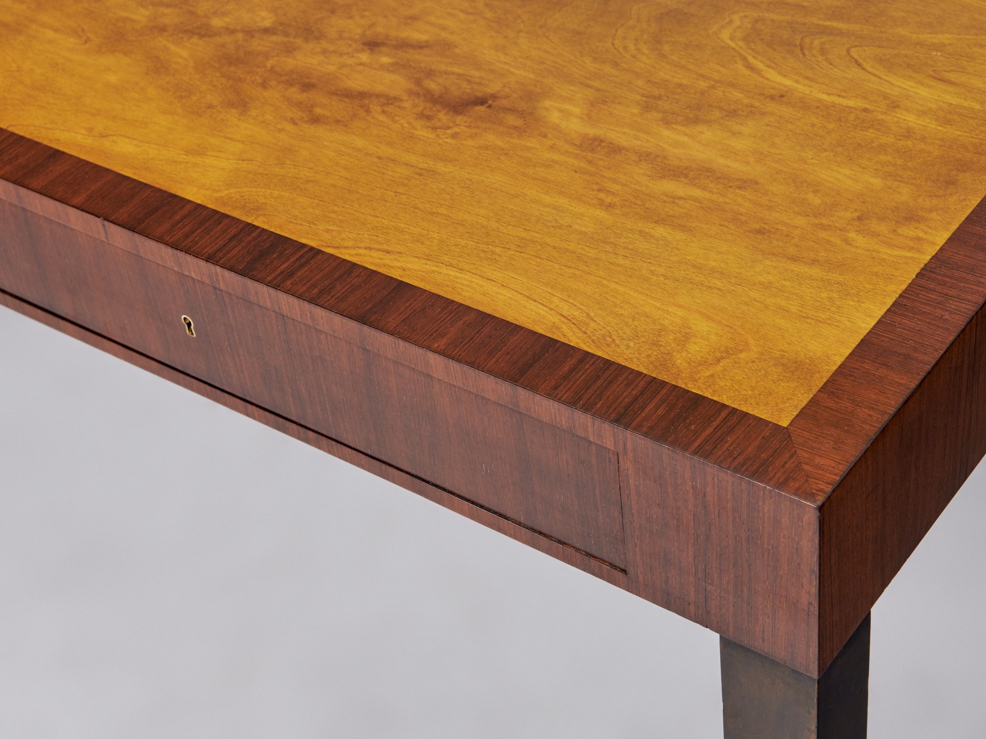 'Record' Desk or Console image 6