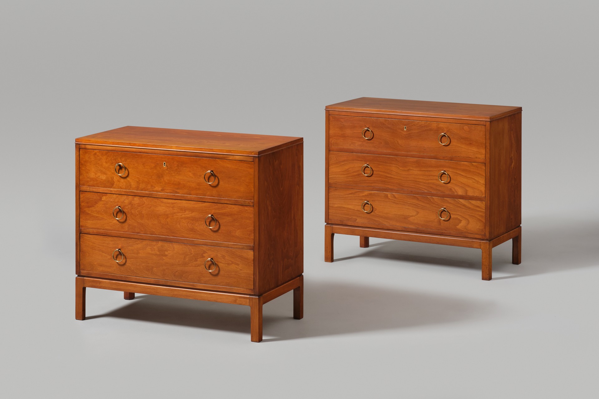 Pair of Chest of Drawers