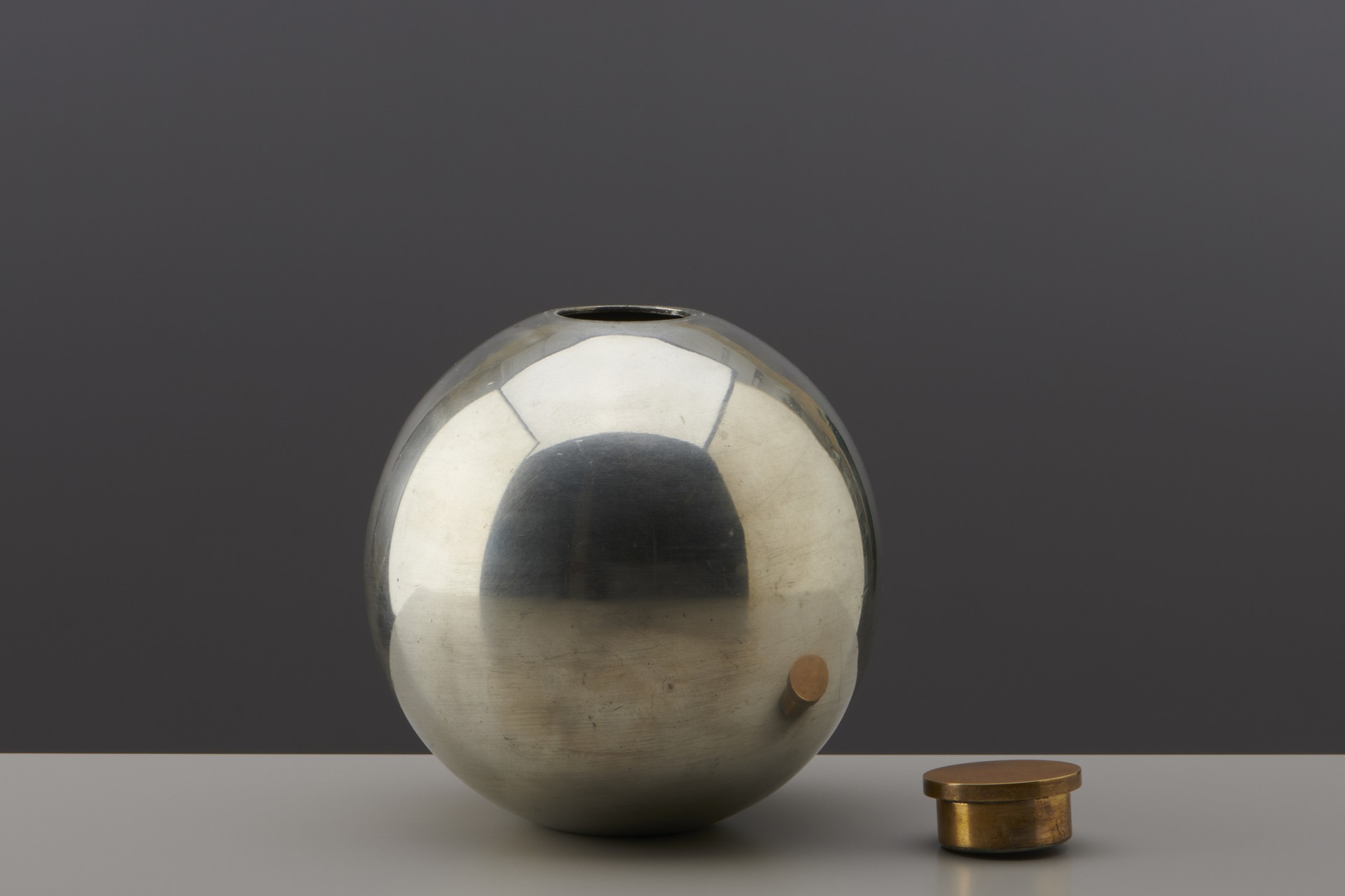 Vessel with Cover image 2
