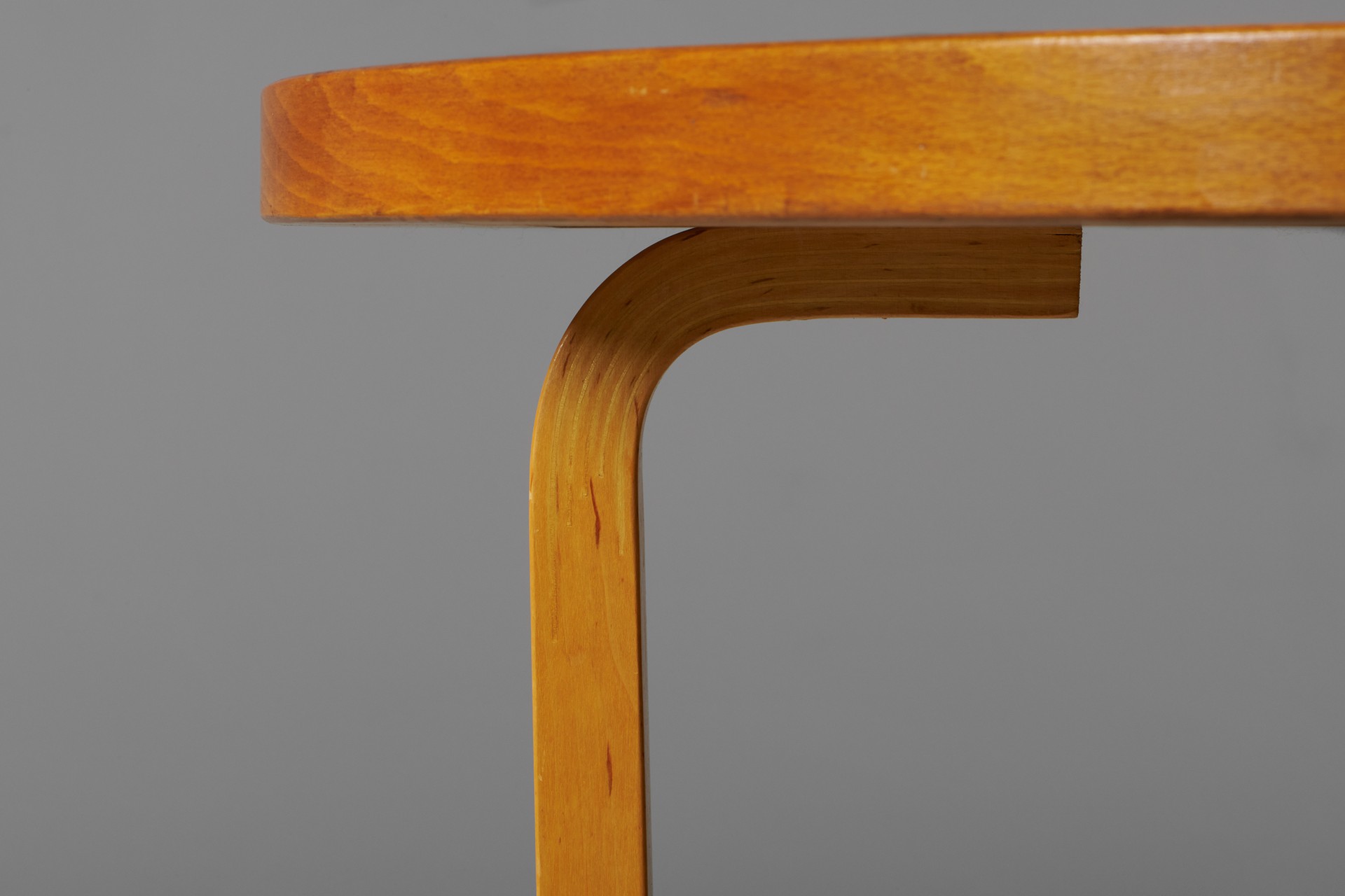Dining Table image 3
