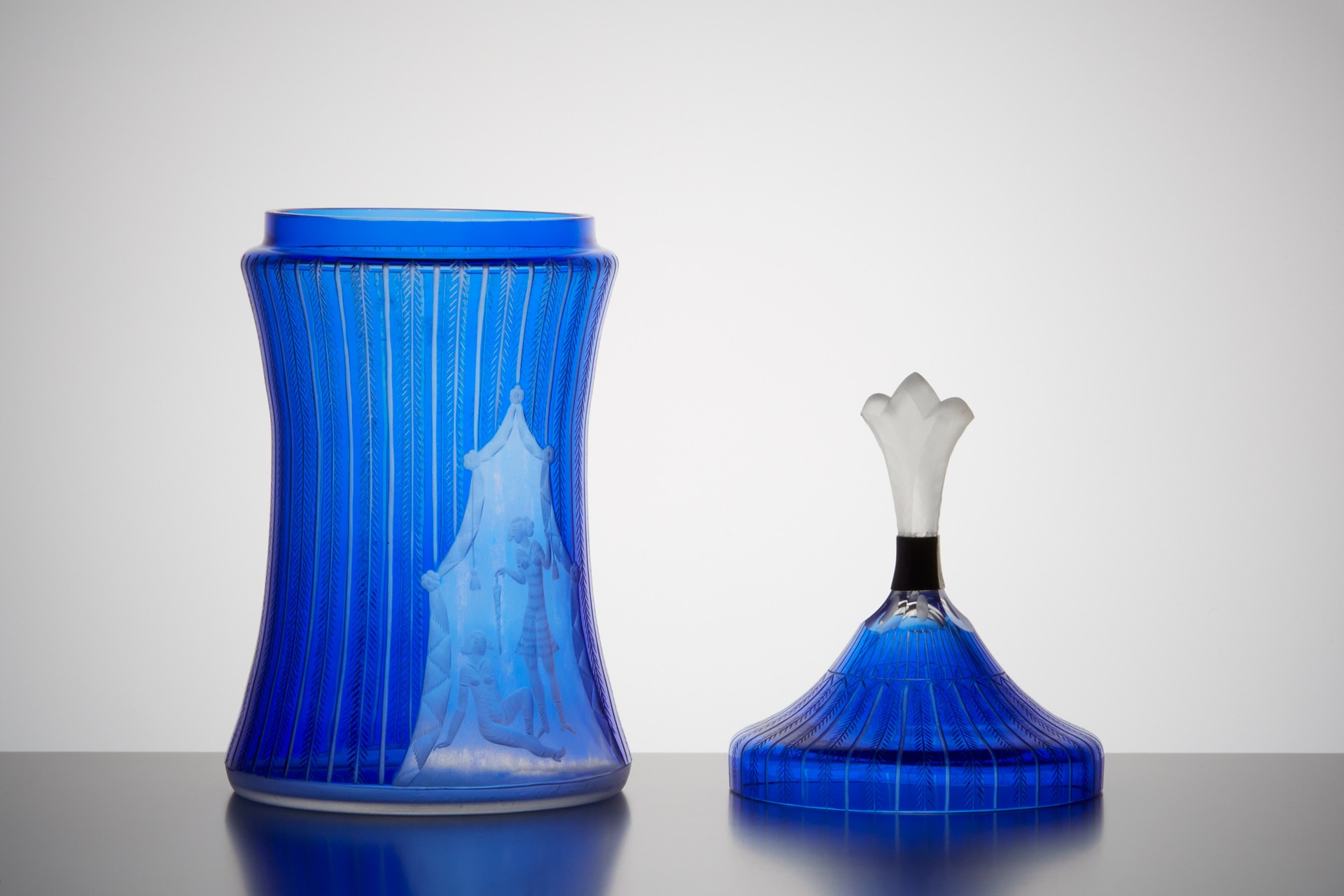 'The Bathing Tent' Lidded Jar image 3