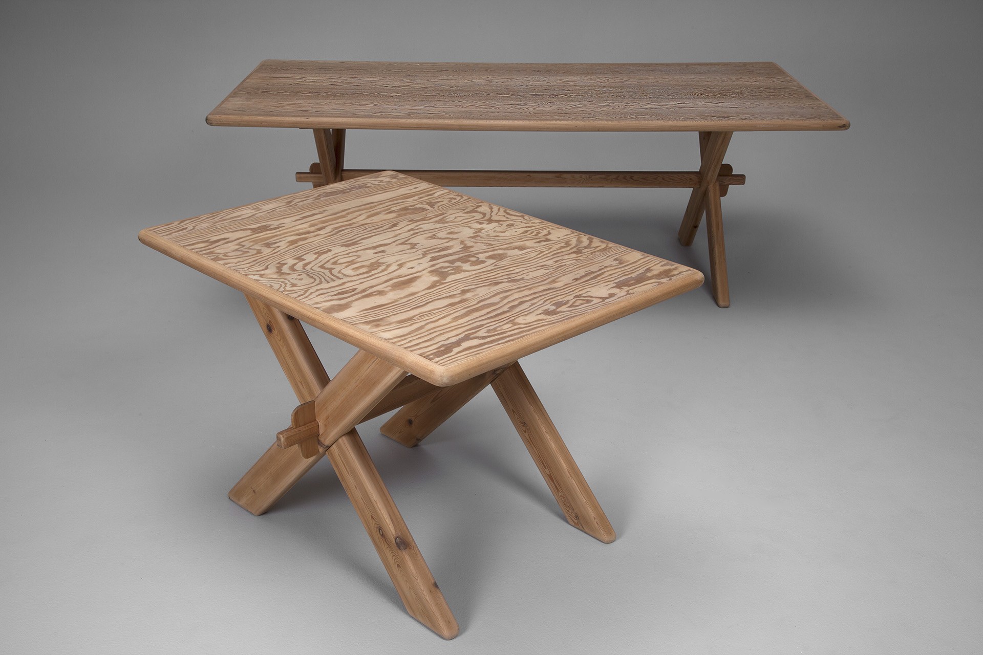 Dining Table image 5