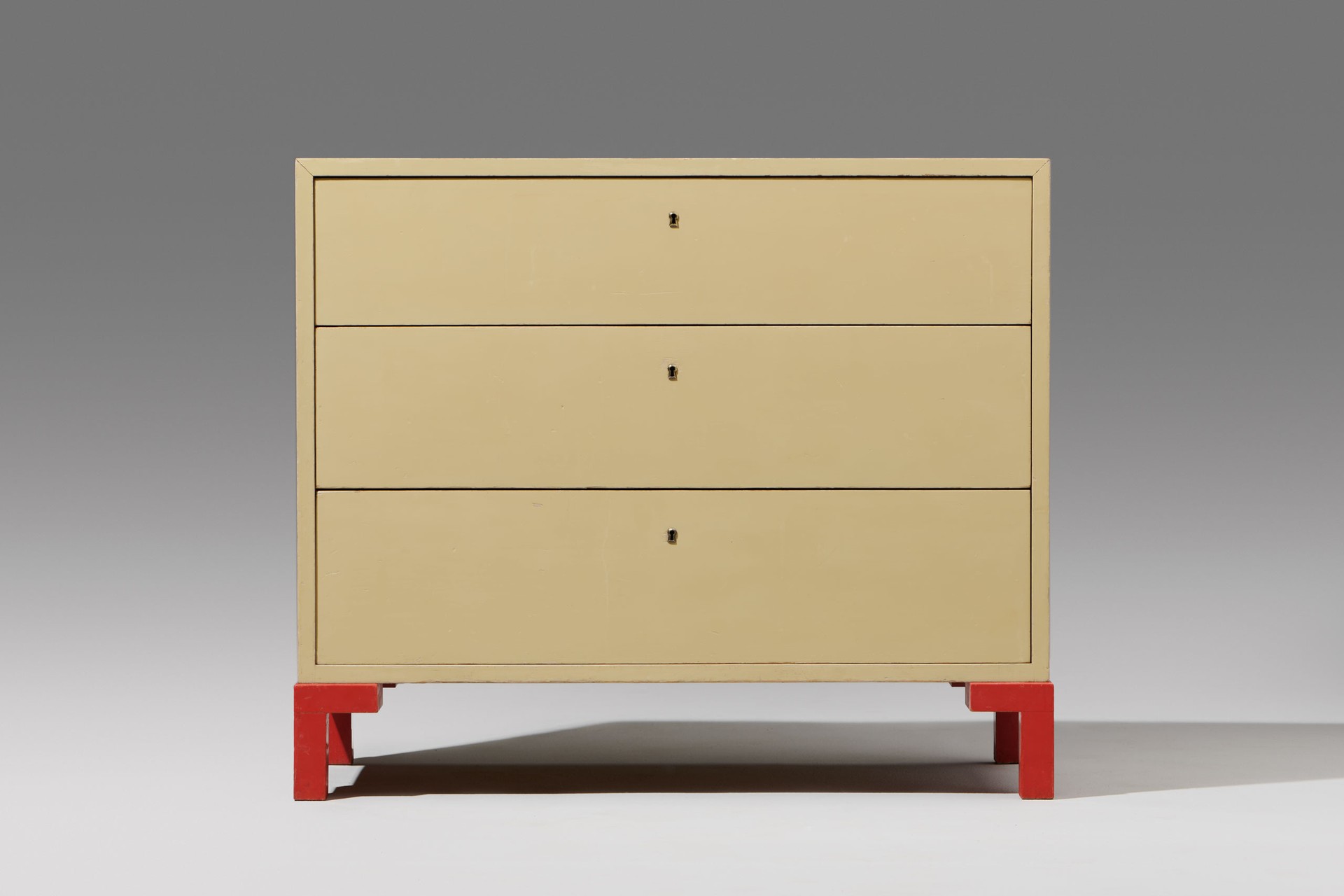 'Sibylla' Chest of Drawers image 2