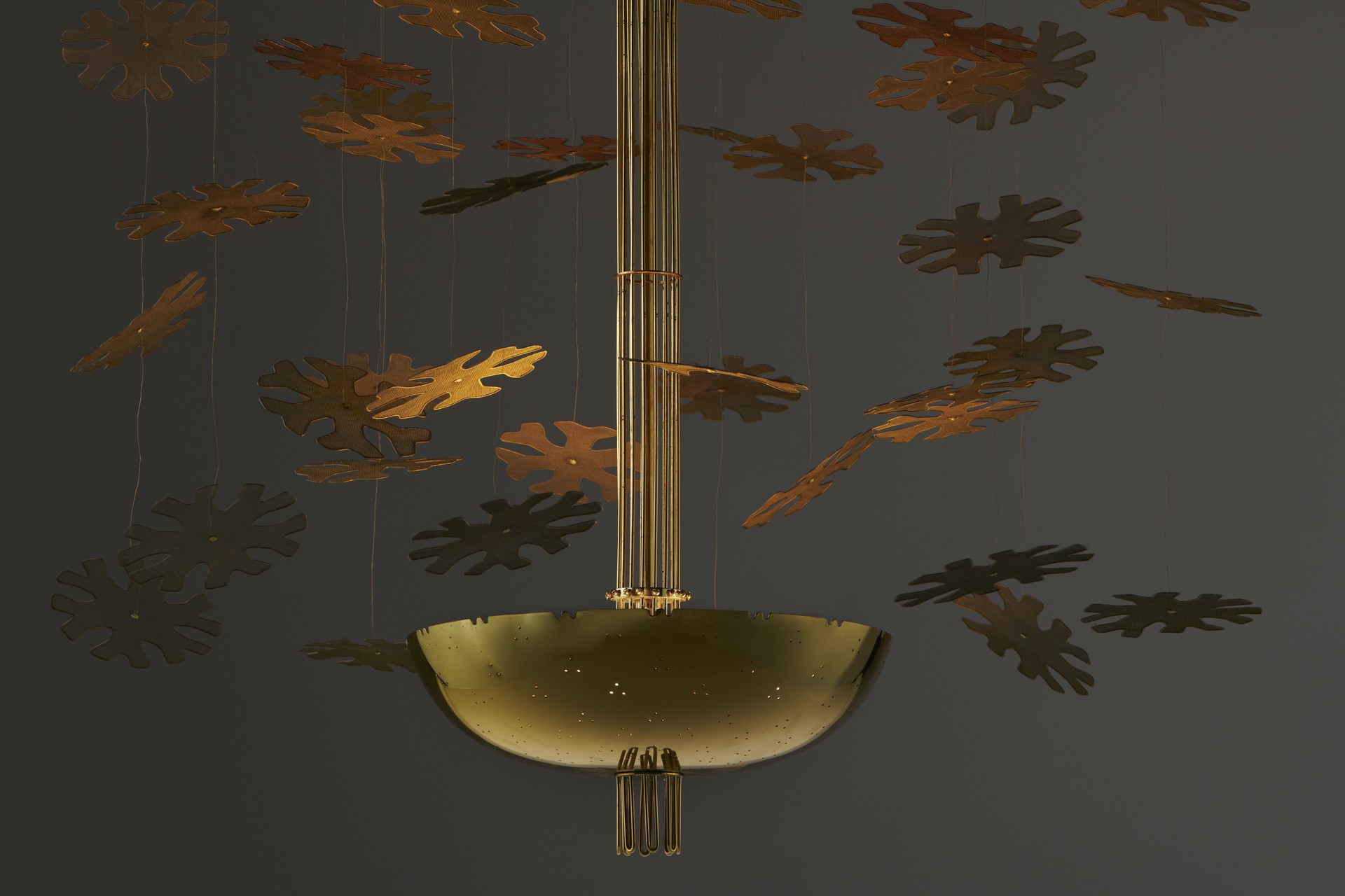 'Snowflake' Chandelier image 2