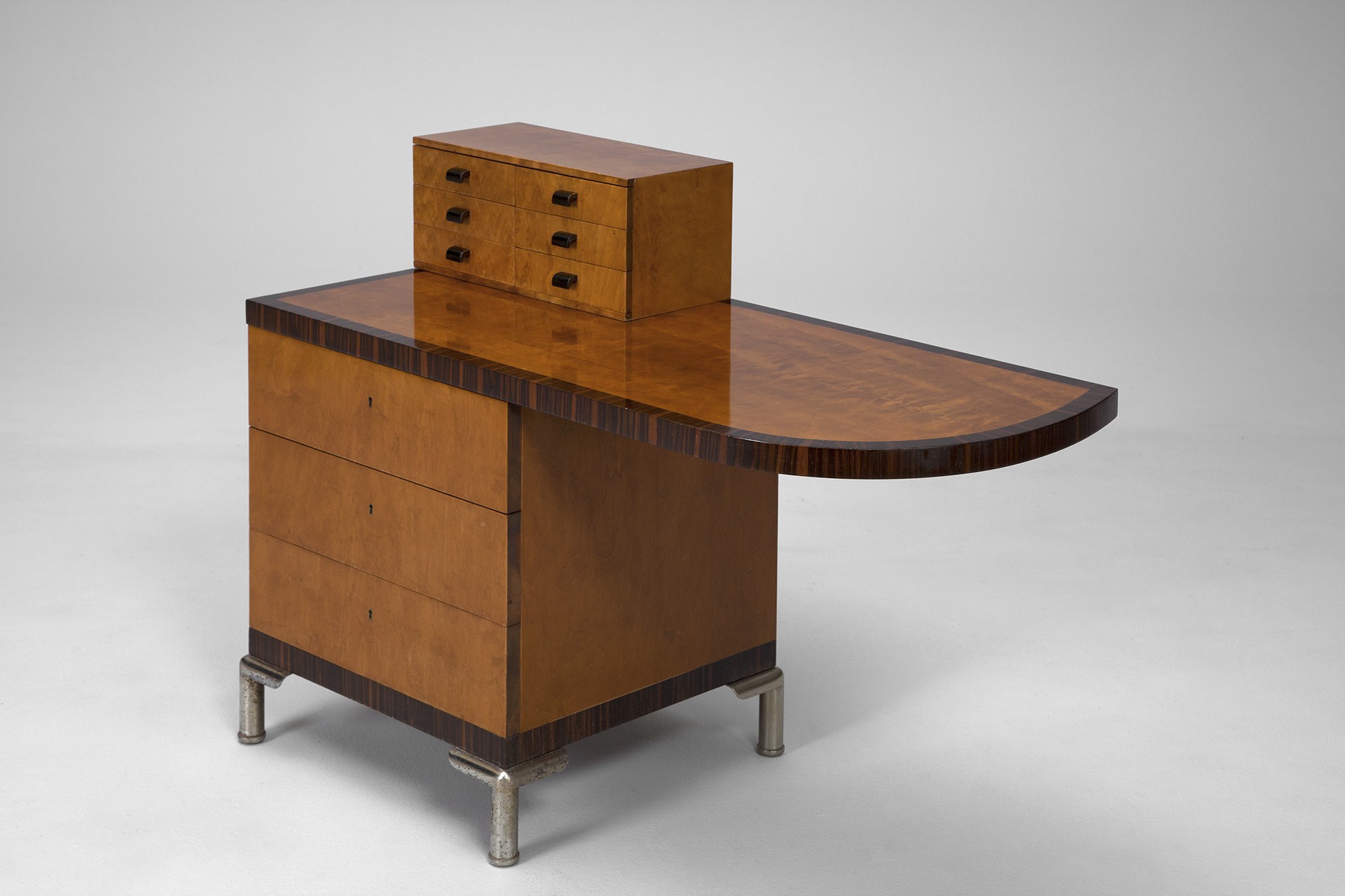 Bureau "Record" image 2