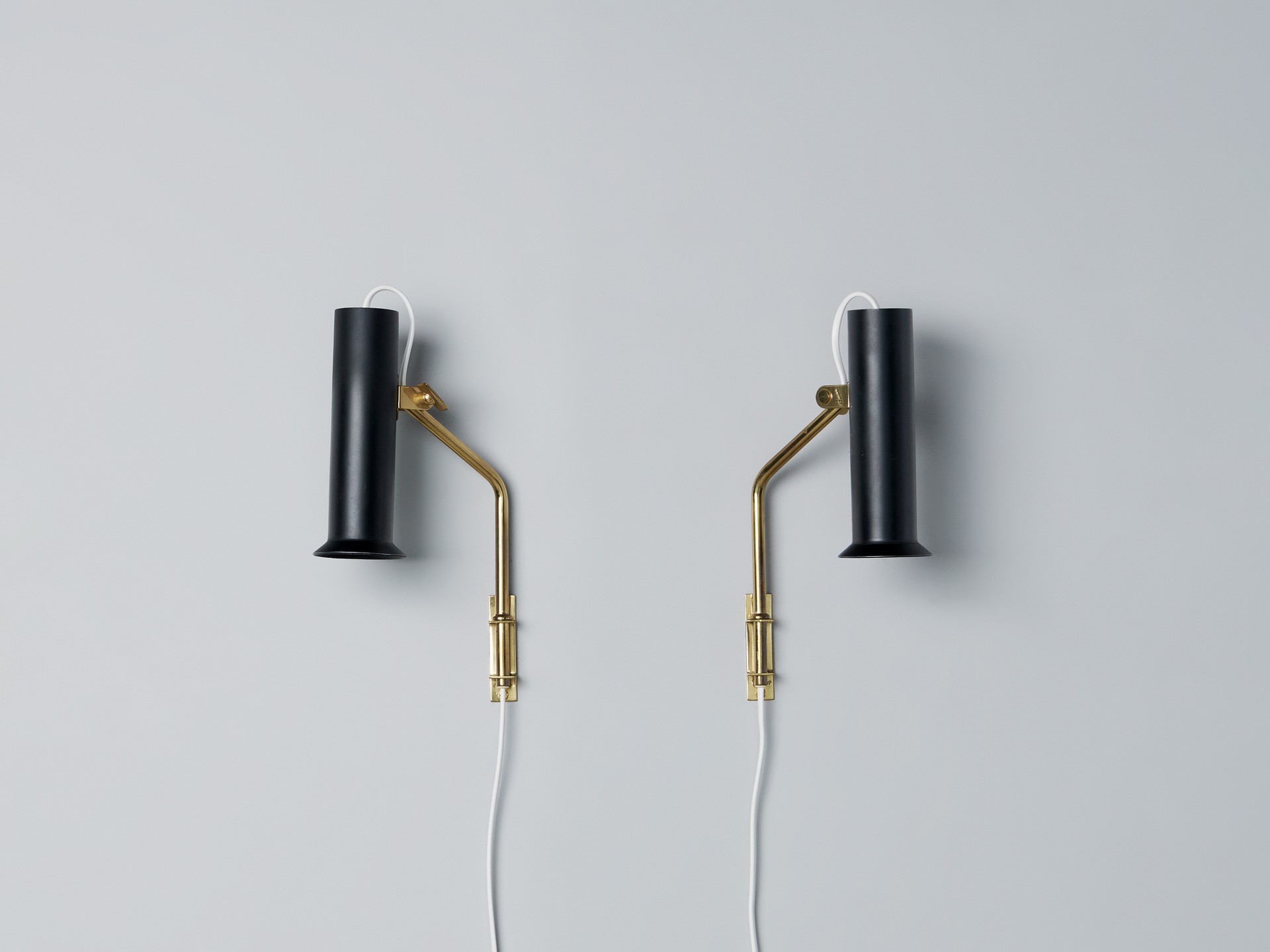 Pair of Wall Lamps image 3