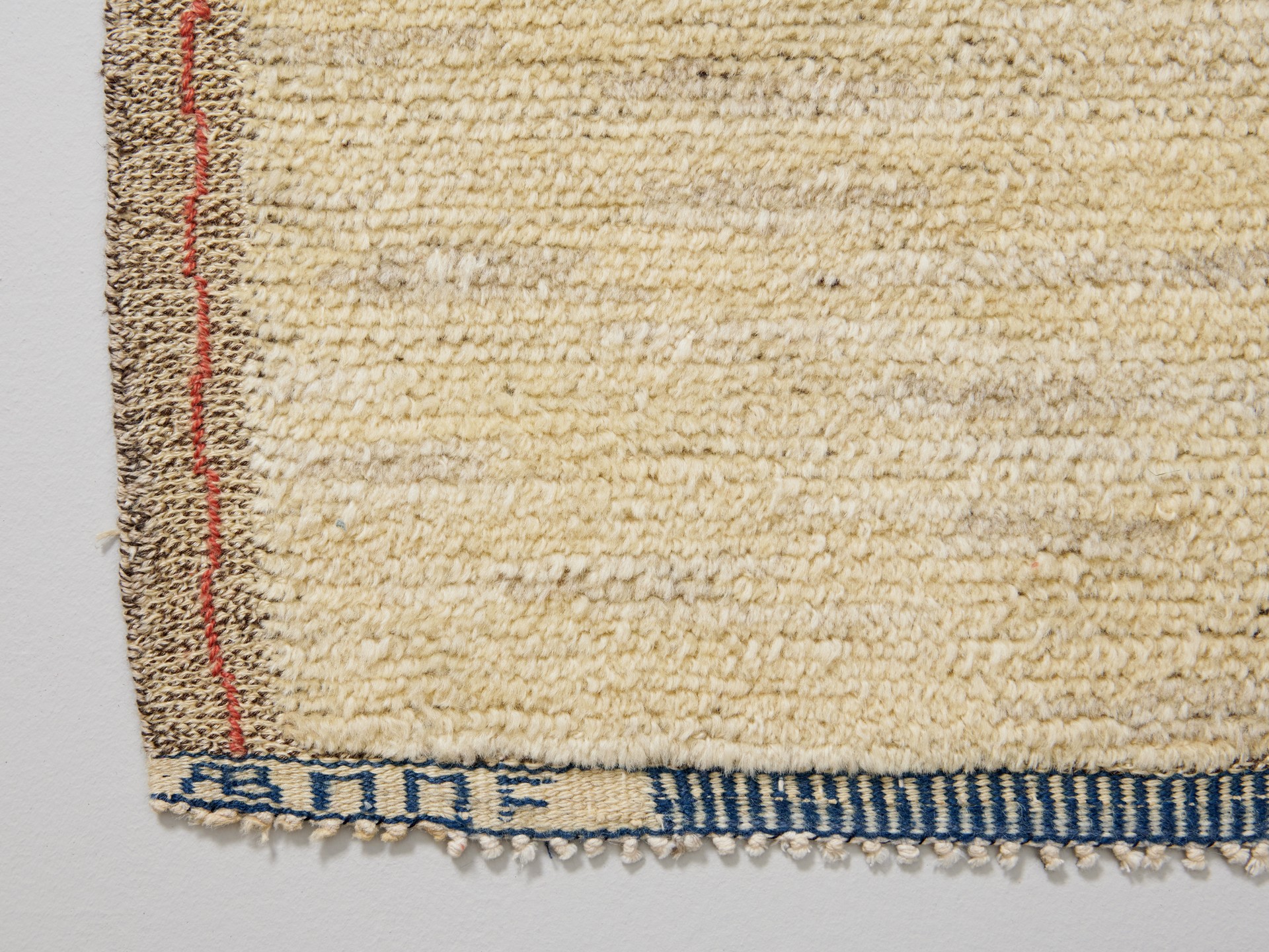 'Rutig Vit Halvflossa' Carpet image 4
