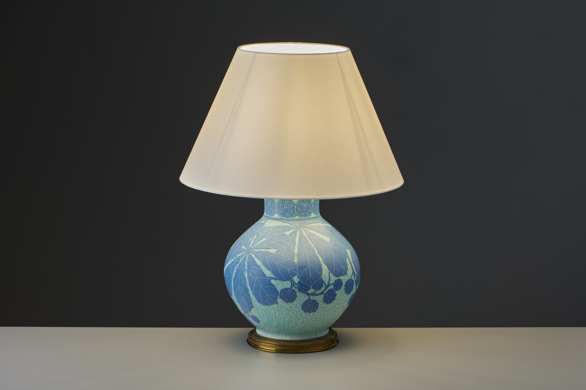 Table Lamp image 2