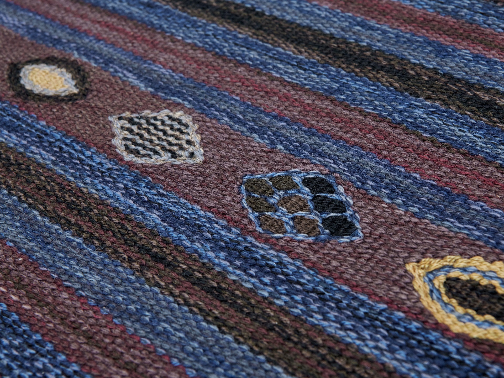 'Blåbär, Mörk' Rug image 5