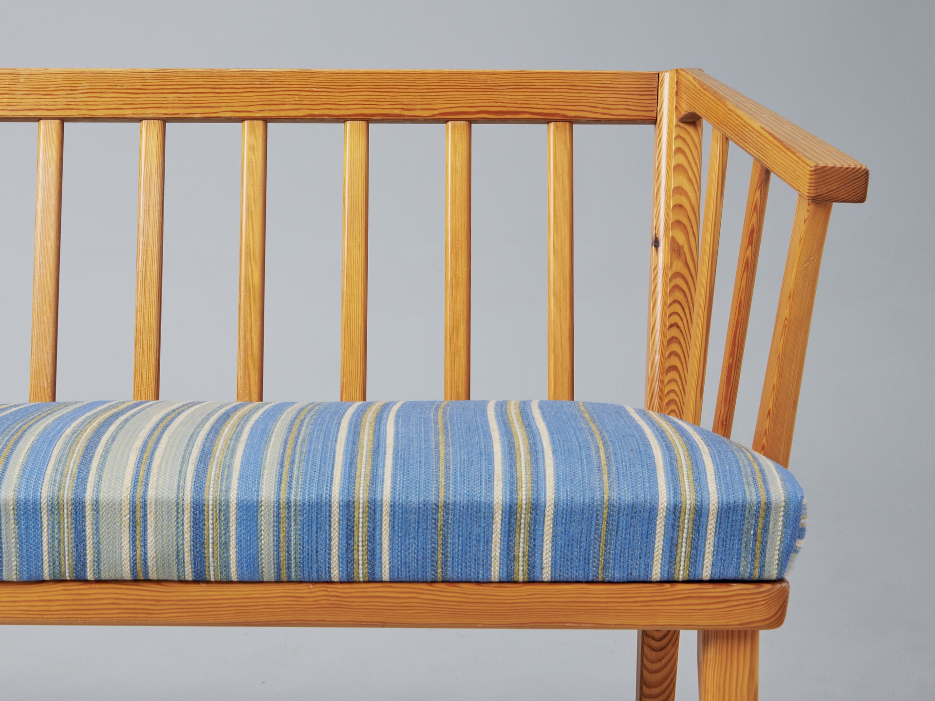 'Visingsö' Sofa image 5