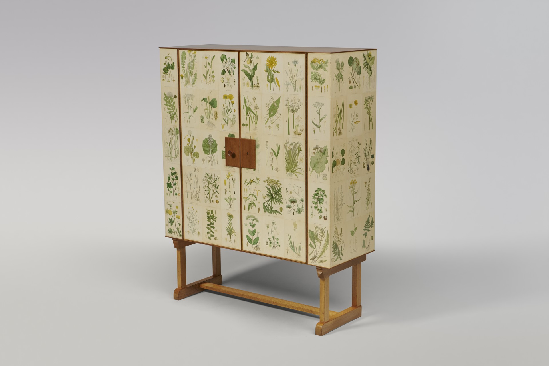 'Flora' Cabinet