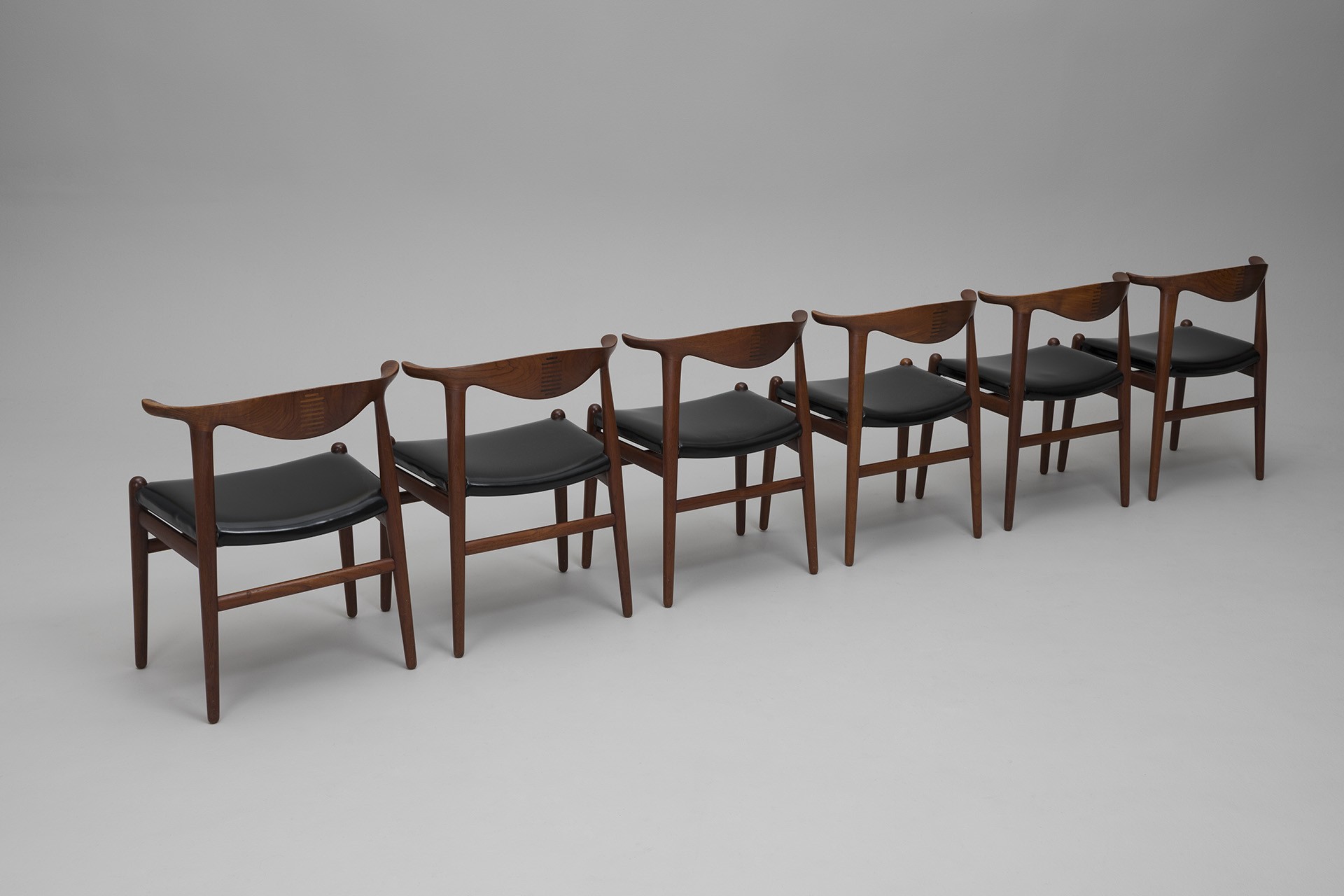 Set of Six 'Cowhorn' Dining Chairs image 2