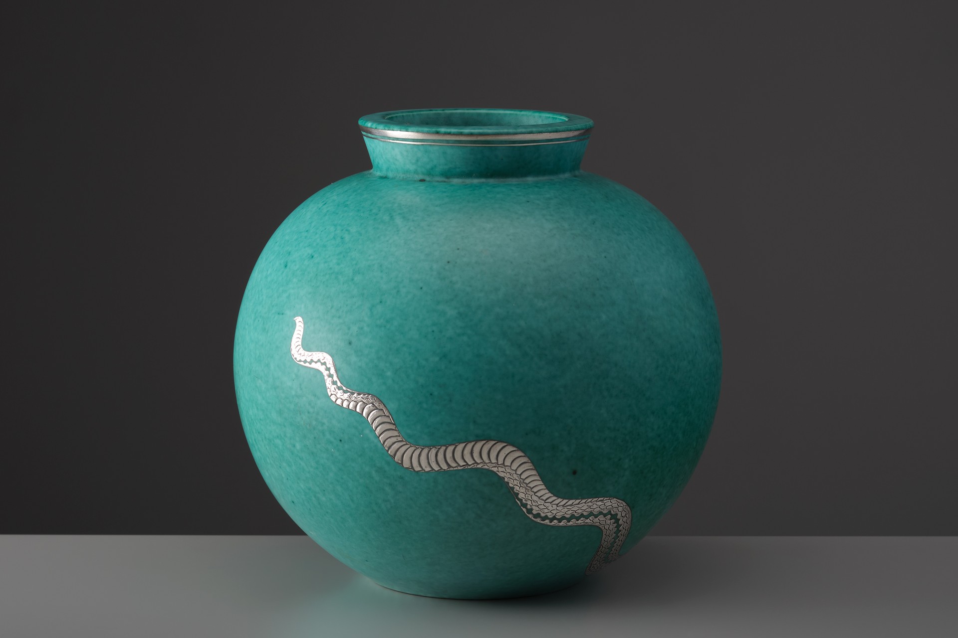 'Argenta' Vase image 2