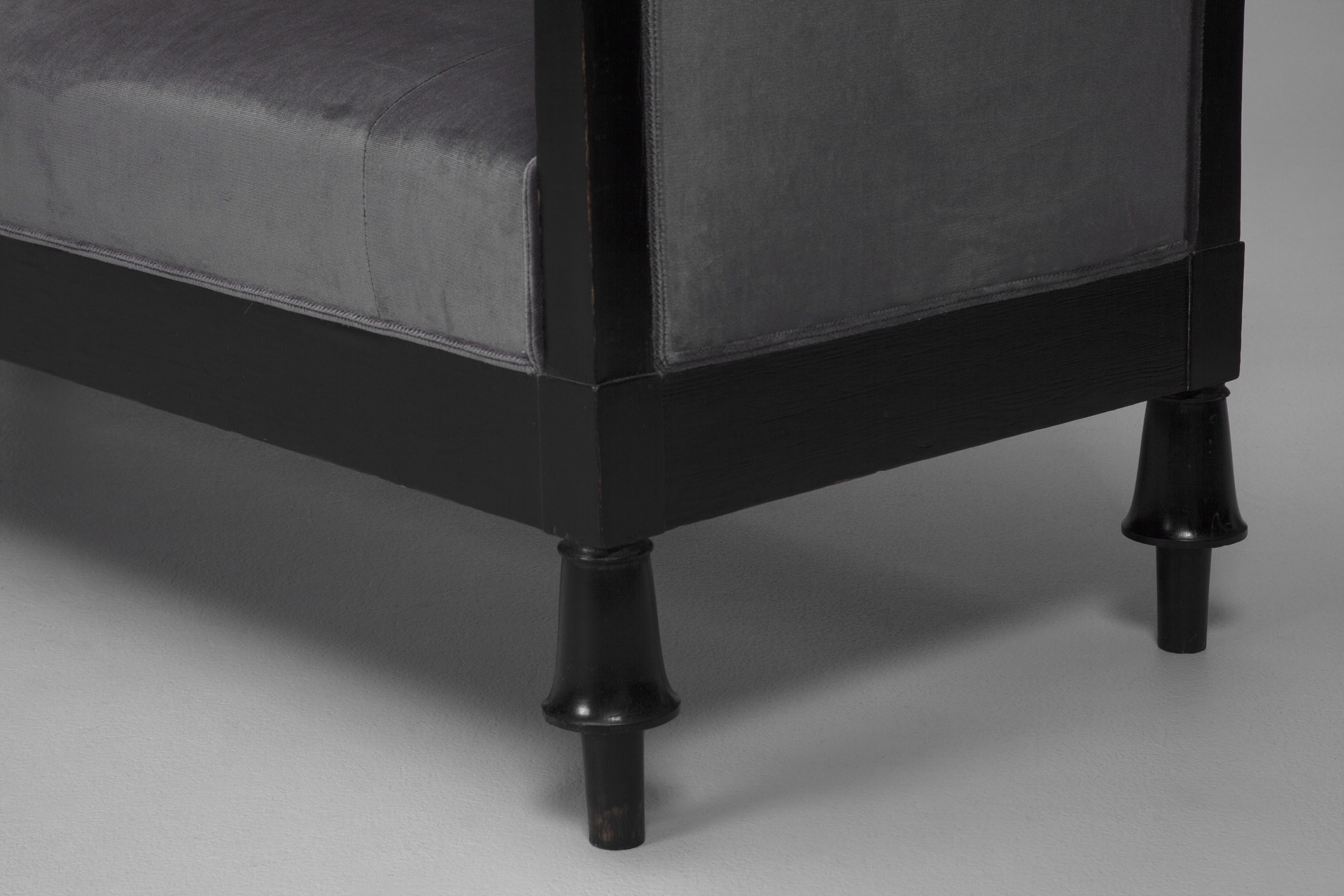 Neoclassical Sofa image 5