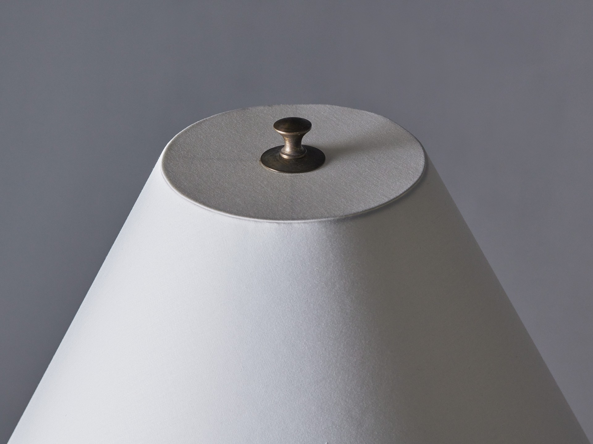 Table Lamp image 3
