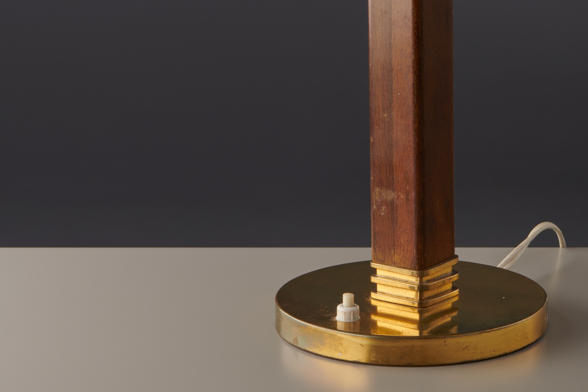 Table Lamp, Model no. 5066 image 7