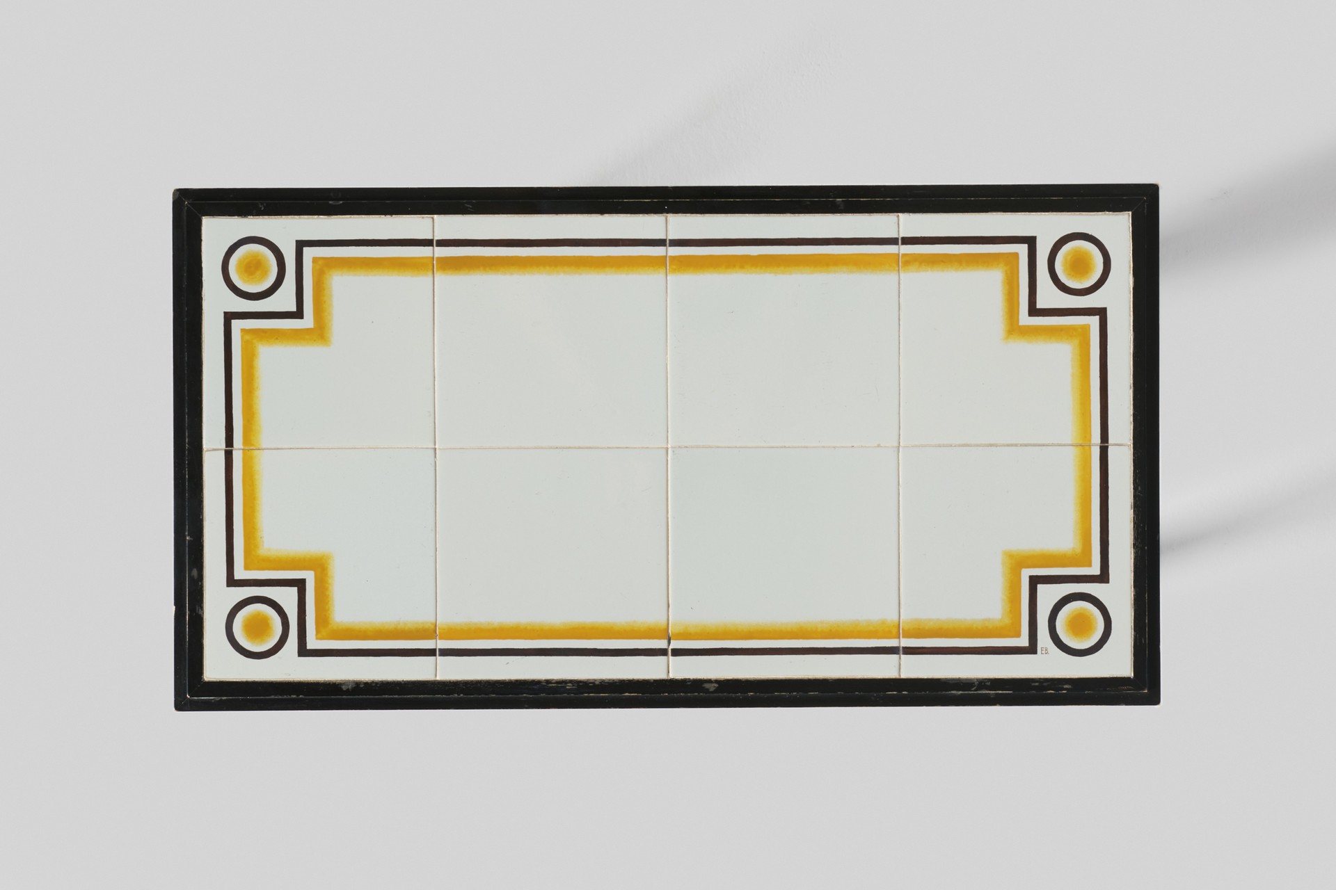Neoclassical Table image 3