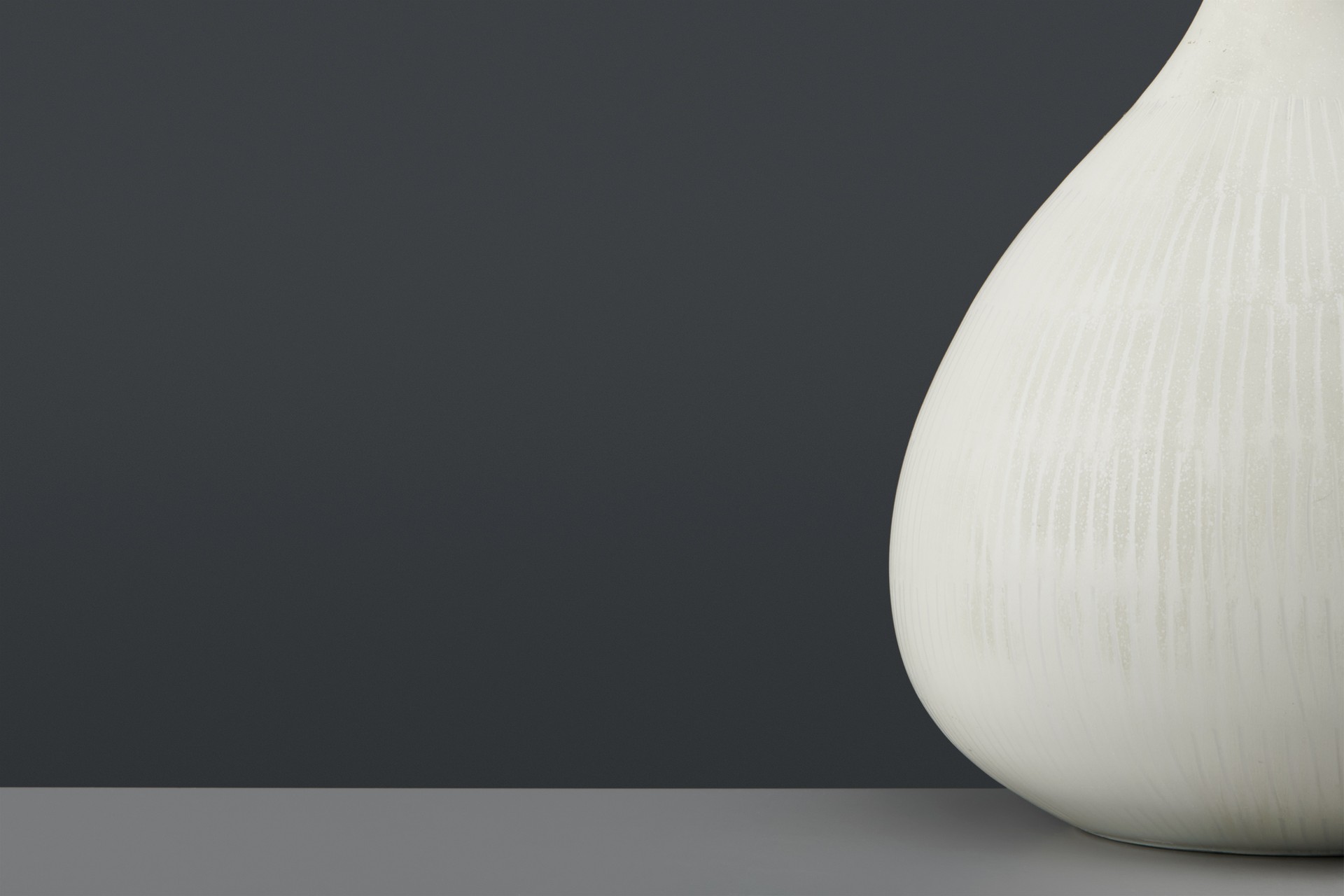 Vase image 3