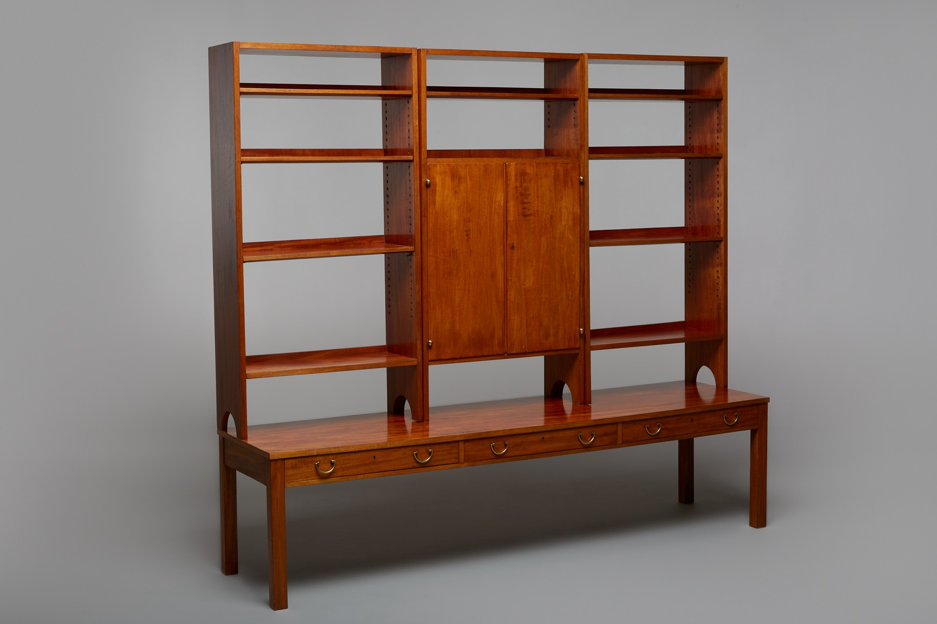 Bookshelf, Model no. 1142