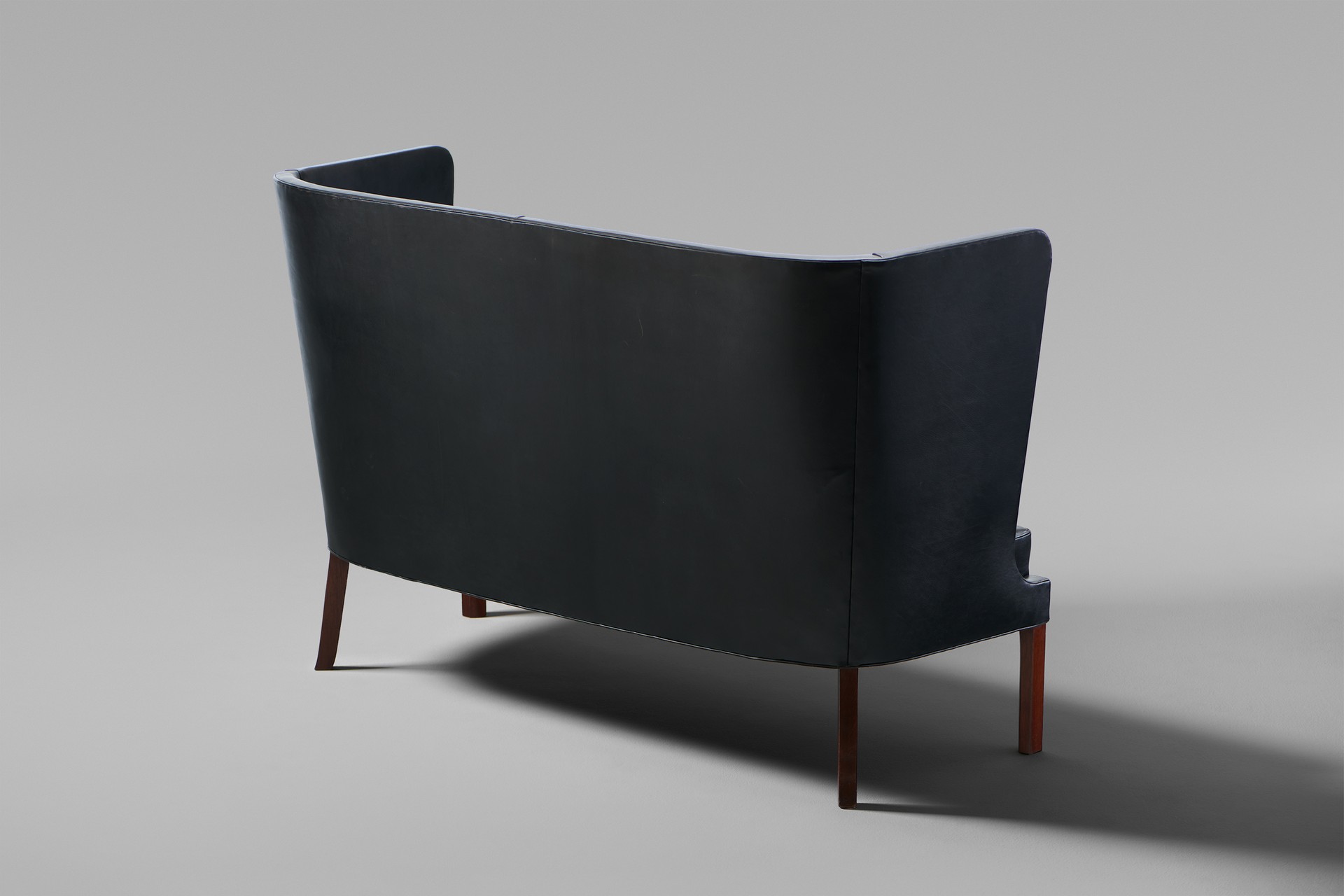 Sofa image 3