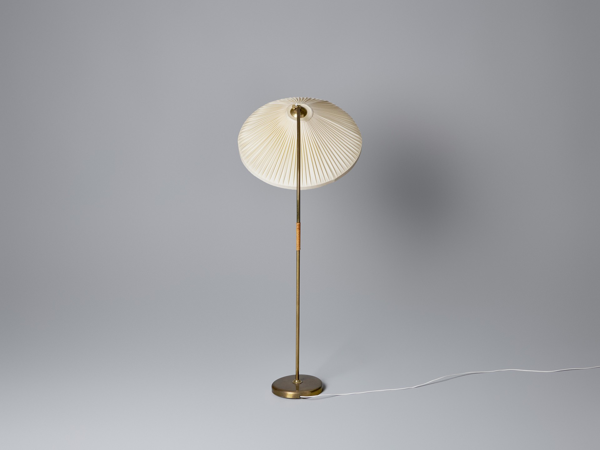 Floor Lamp image 3