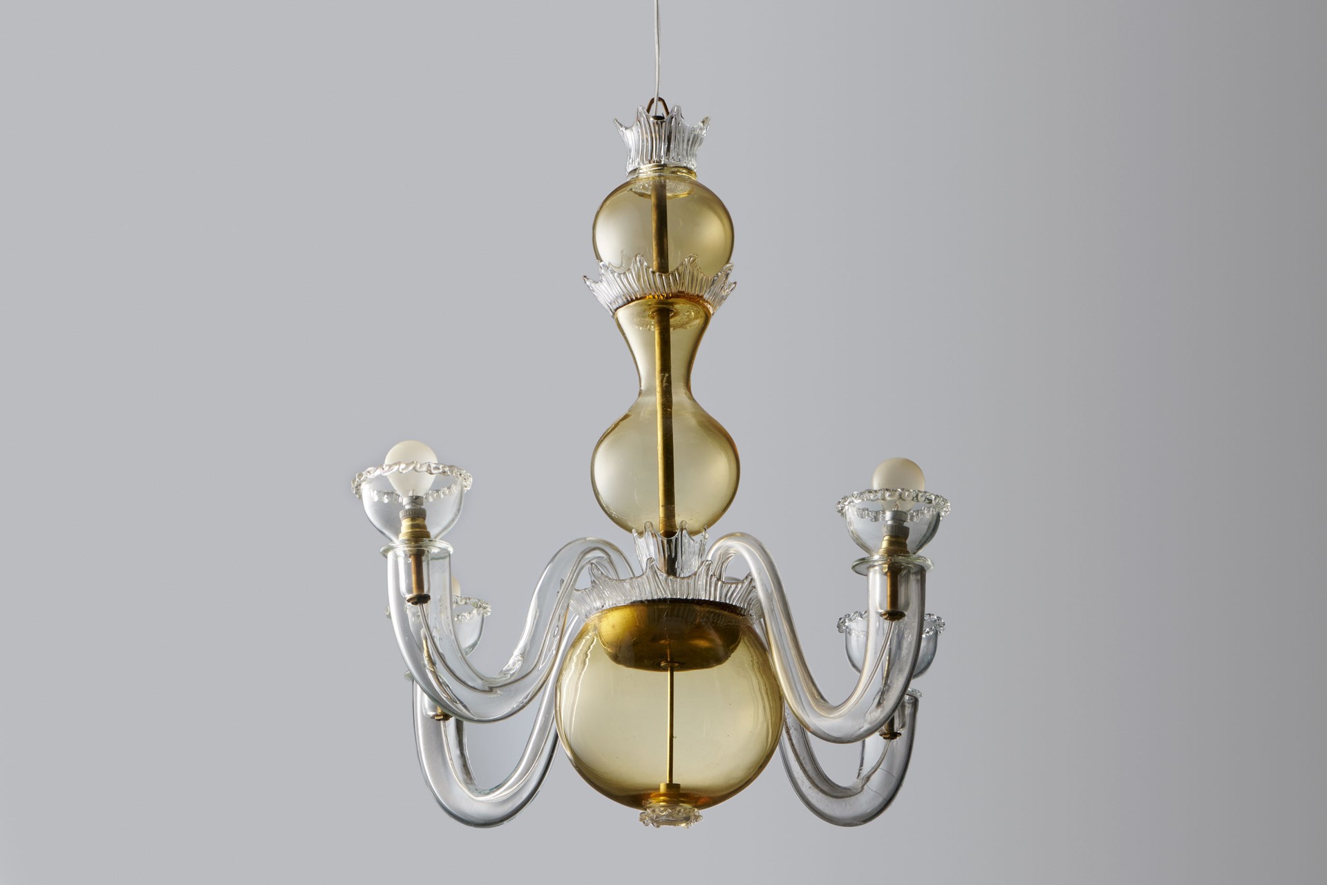 Chandelier image 2