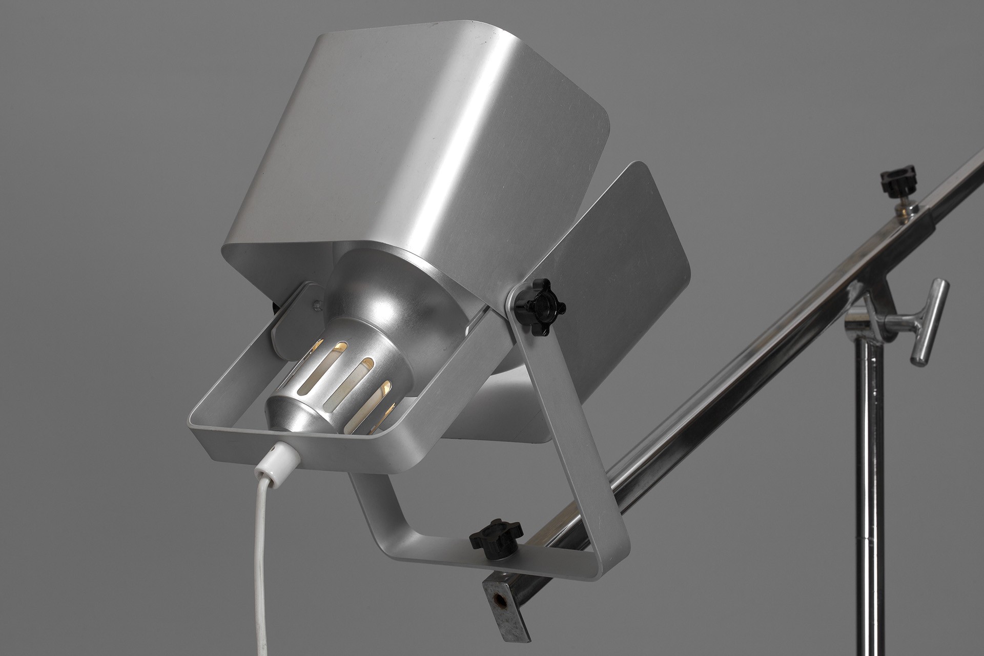 100A Reflector lamp image 5